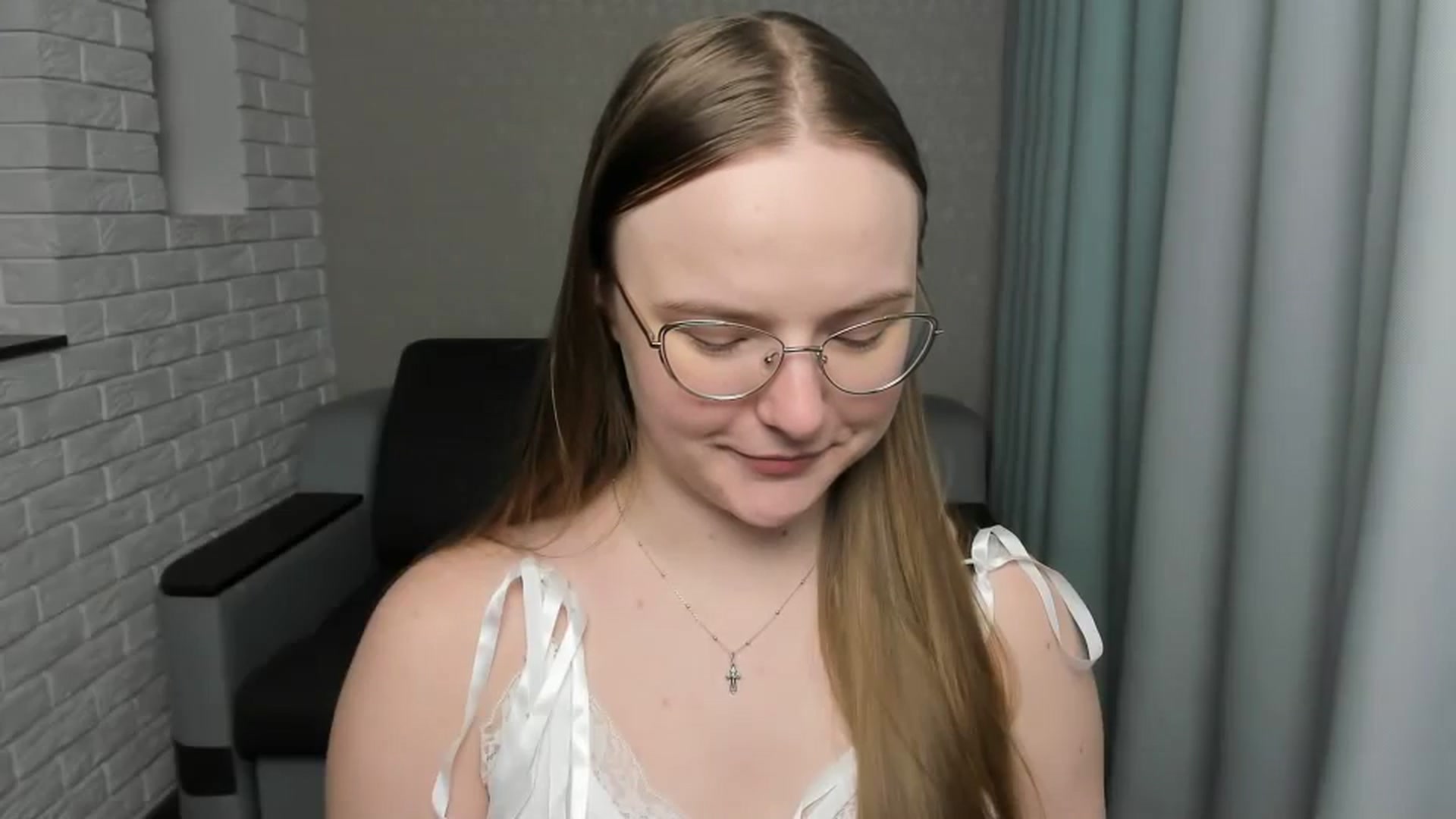 Gallery image thumbnail from Shy_Melany's myfreecams stream on, 01/13/2025, 19:04 image 3 of 20