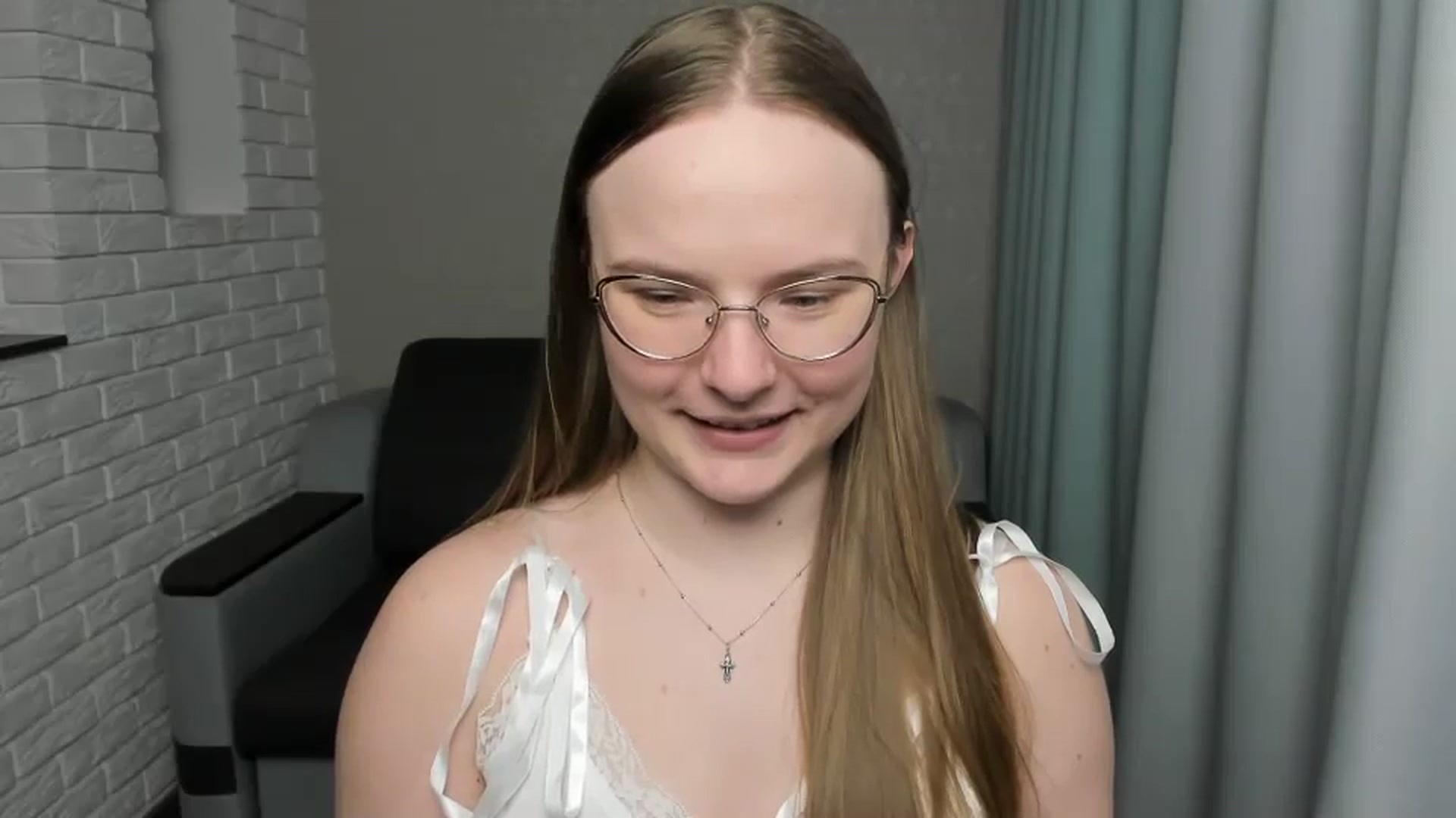 Gallery image thumbnail from Shy_Melany's myfreecams stream on, 01/13/2025, 19:04 image 2 of 20