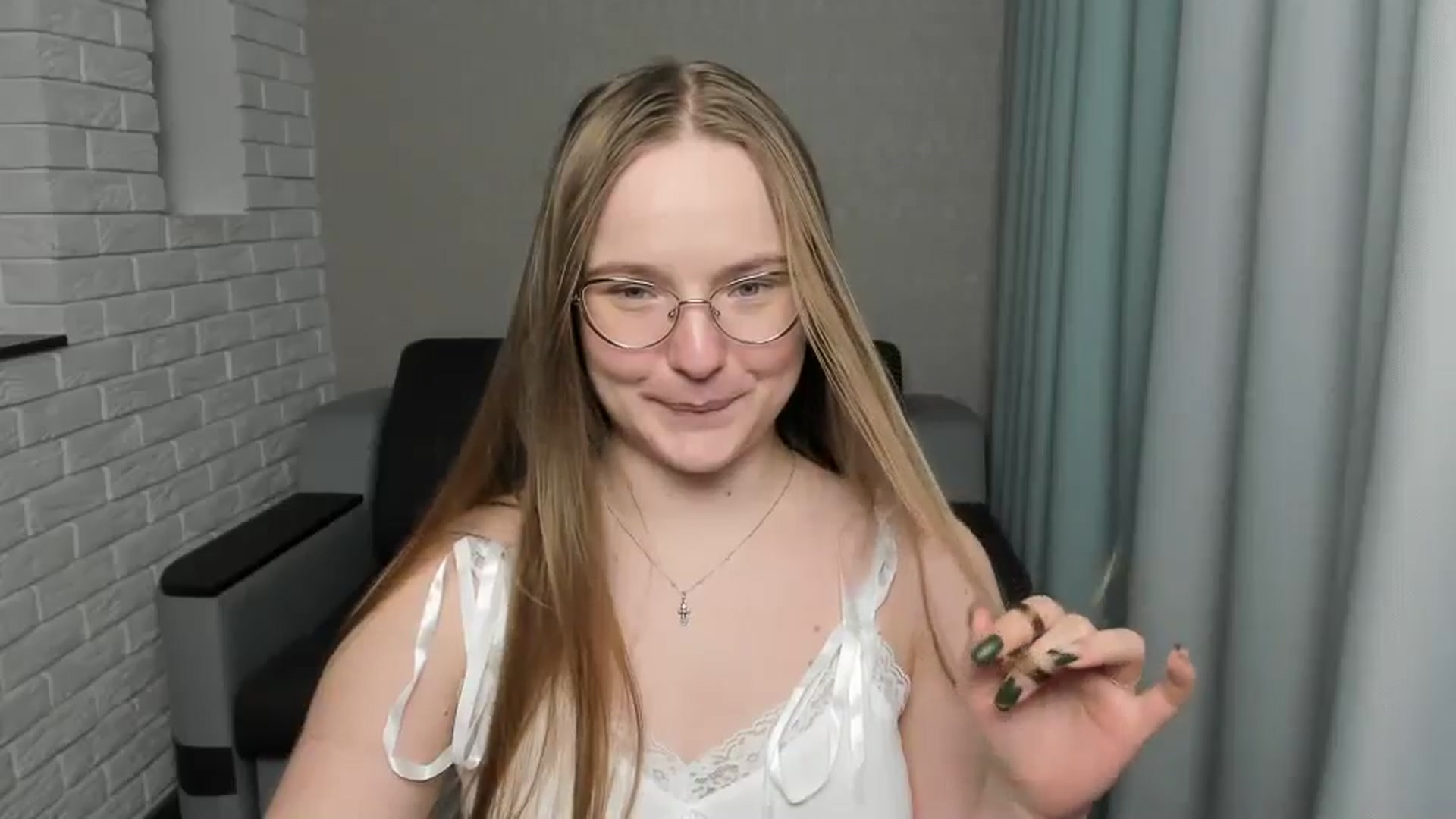 Gallery image thumbnail from Shy_Melany's myfreecams stream on, 01/13/2025, 19:04 image 13 of 20