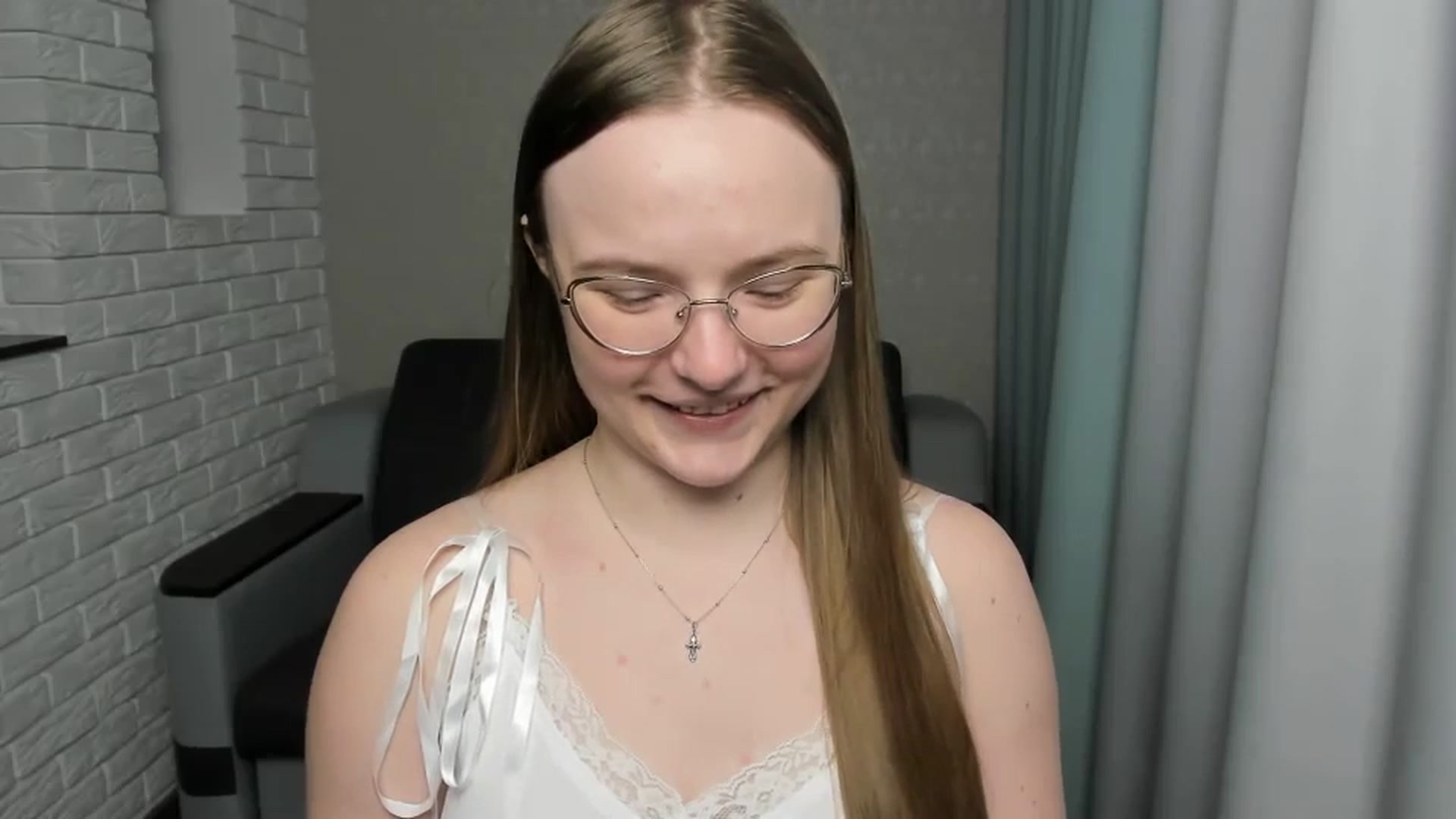 Gallery image thumbnail from Shy_Melany's myfreecams stream on, 01/14/2025, 14:19 image 13 of 20