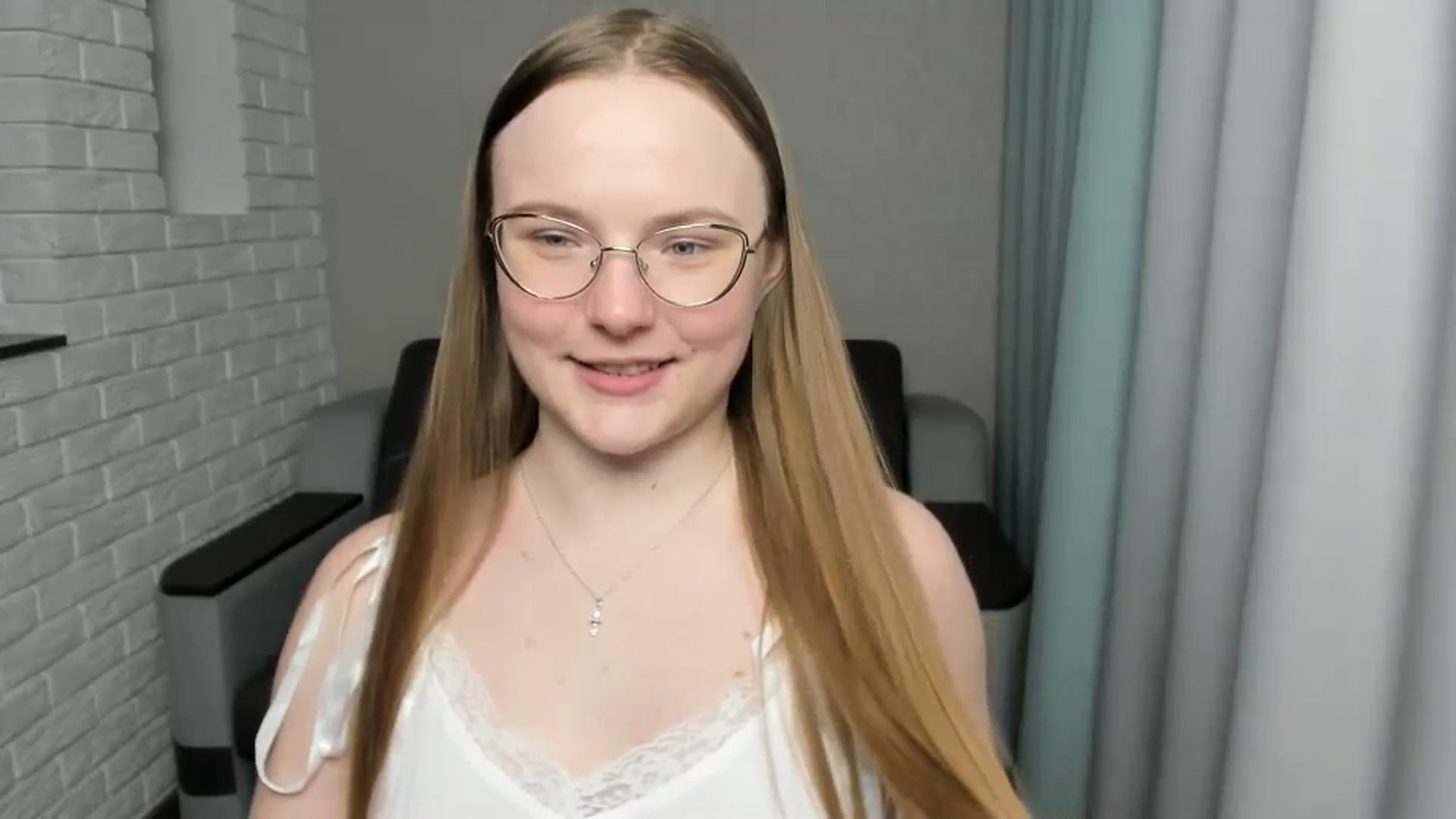Gallery image thumbnail from Shy_Melany's myfreecams stream on, 01/14/2025, 14:19 image 16 of 20