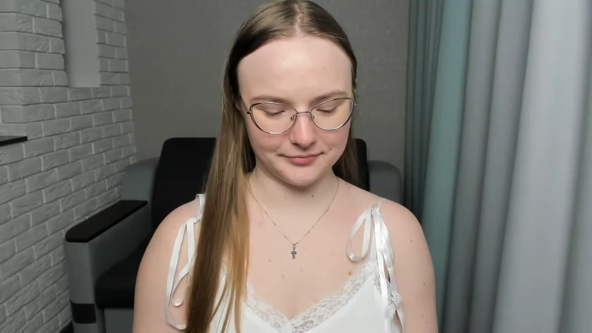 Gallery image thumbnail from Shy_Melany's myfreecams stream on, 01/14/2025, 15:24 image 14 of 20