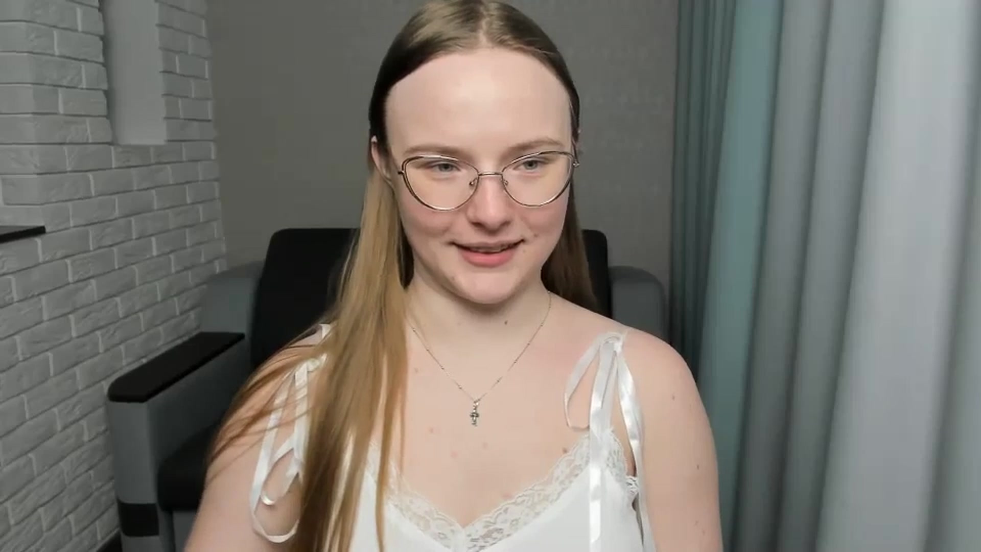 Gallery image thumbnail from Shy_Melany's myfreecams stream on, 01/14/2025, 15:24 image 13 of 20