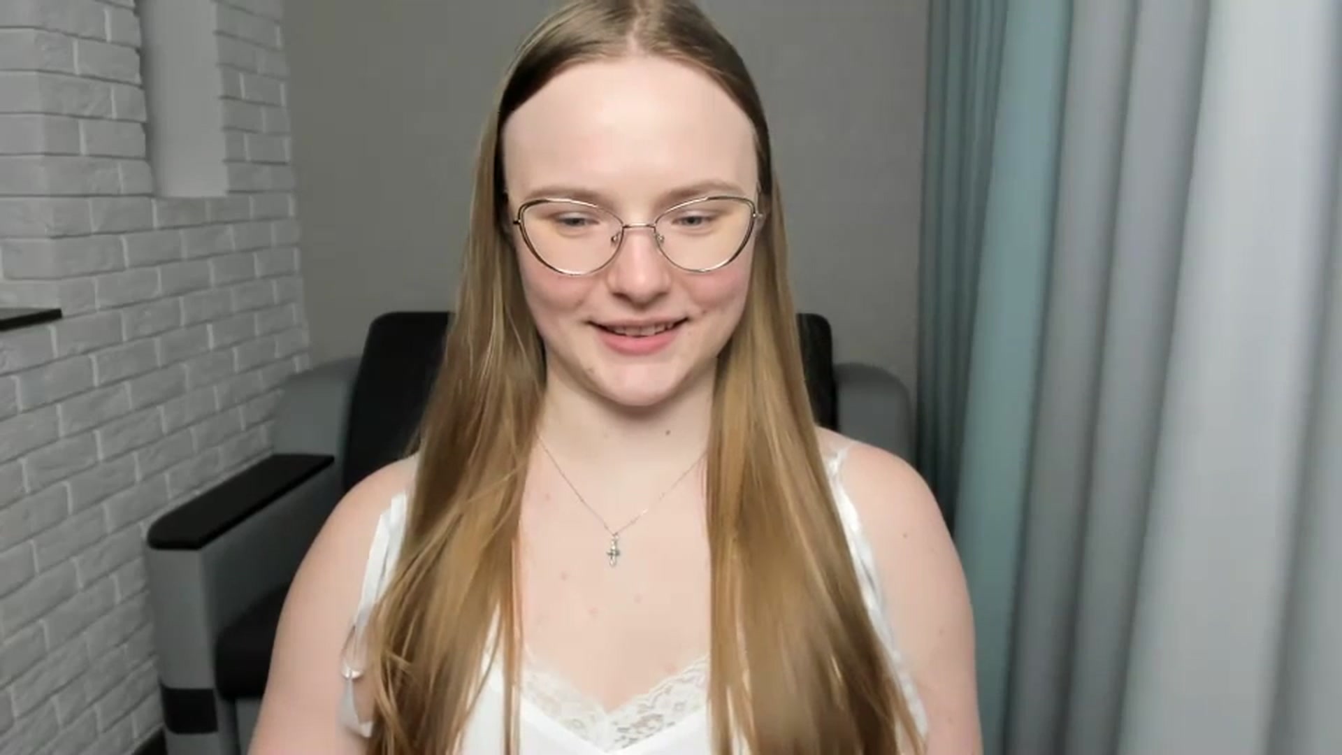 Gallery image thumbnail from Shy_Melany's myfreecams stream on, 01/14/2025, 15:24 image 8 of 20