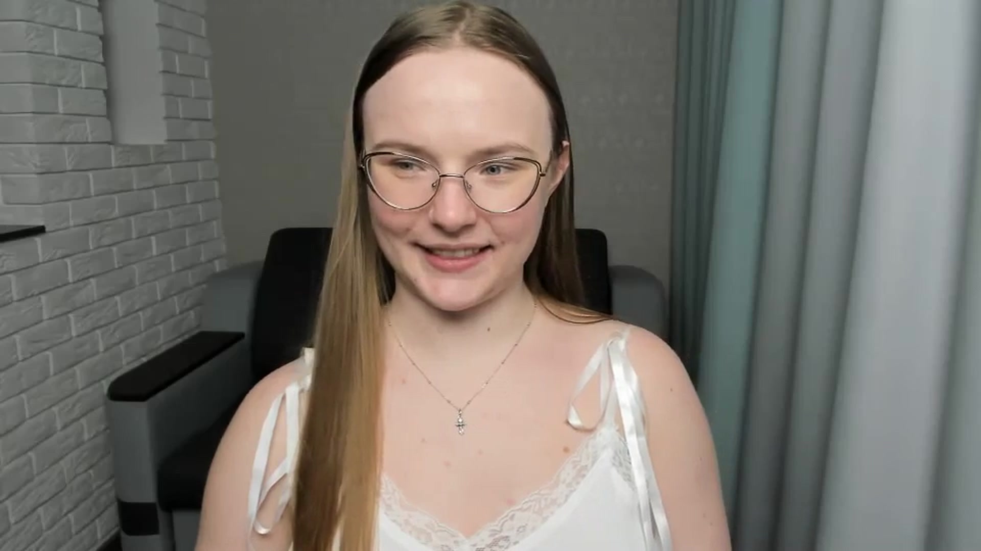 Gallery image thumbnail from Shy_Melany's myfreecams stream on, 01/14/2025, 15:24 image 18 of 20