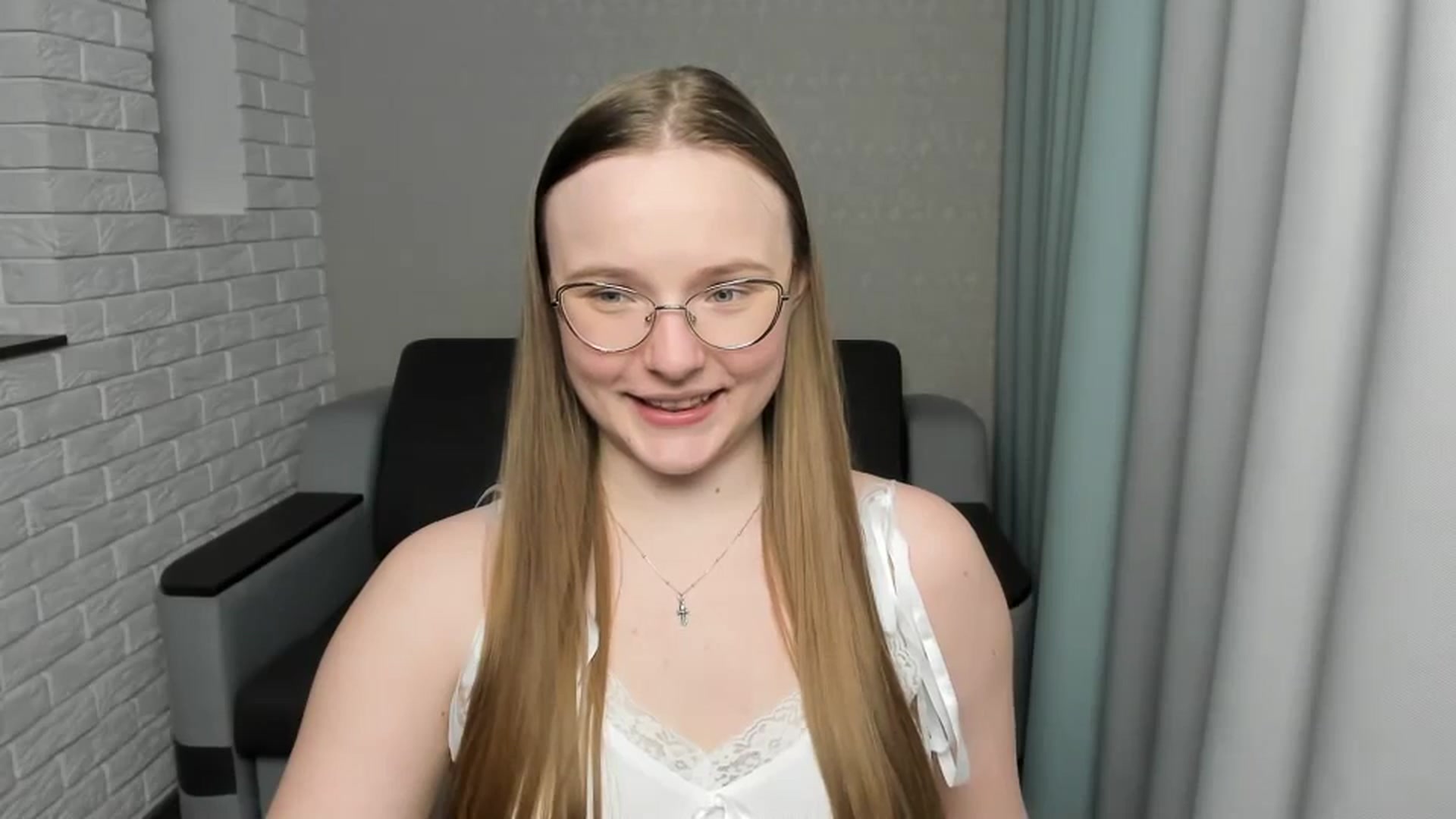 Gallery image thumbnail from Shy_Melany's myfreecams stream on, 01/14/2025, 21:39 image 20 of 20