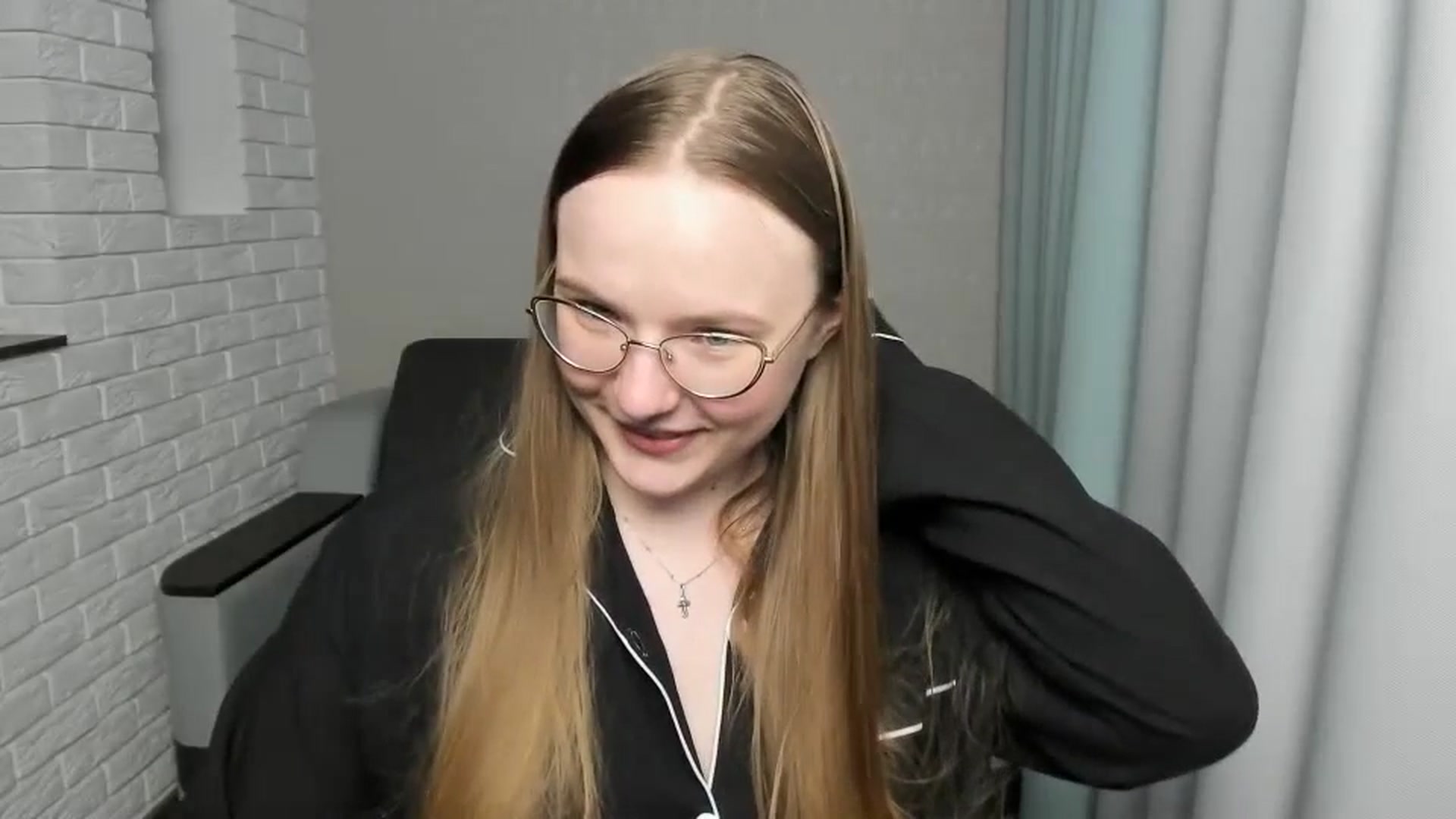 Gallery image thumbnail from Shy_Melany's myfreecams stream on, 01/14/2025, 21:39 image 6 of 20
