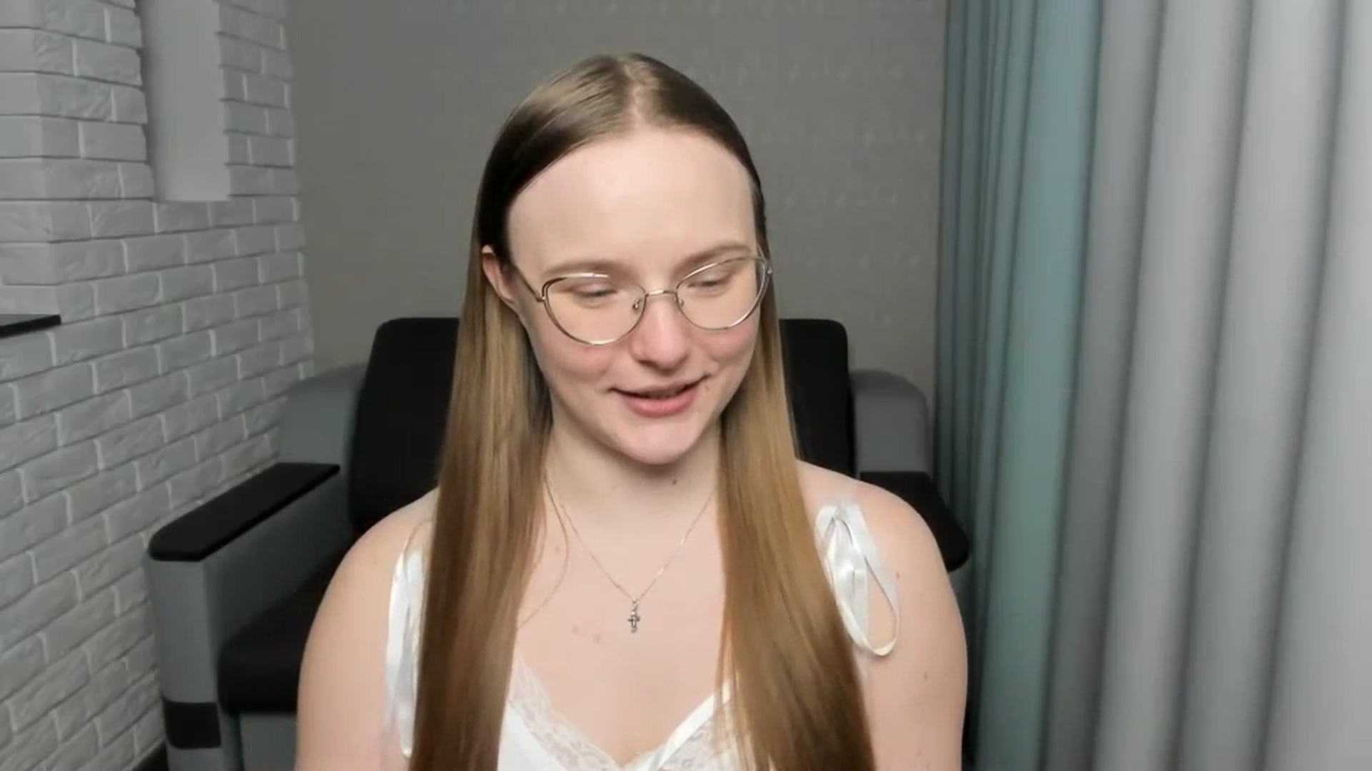 Gallery image thumbnail from Shy_Melany's myfreecams stream on, 01/15/2025, 19:38 image 18 of 20
