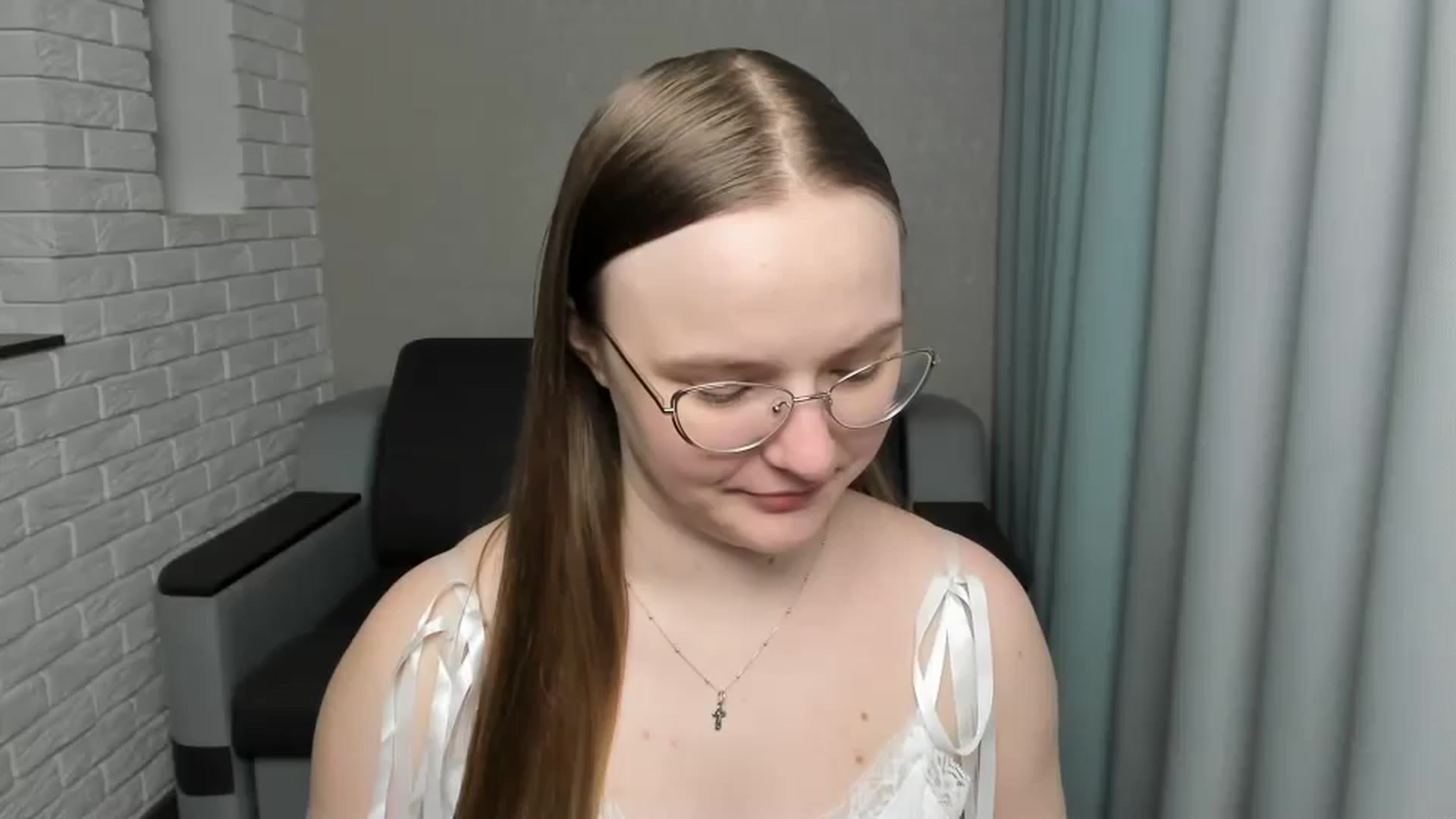 Gallery image thumbnail from Shy_Melany's myfreecams stream on, 01/15/2025, 22:21 image 1 of 20