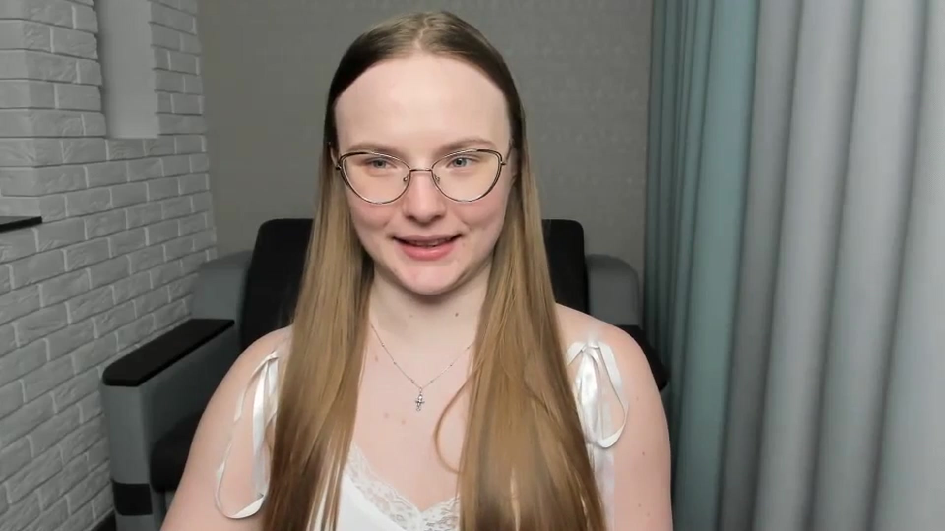 Gallery image thumbnail from Shy_Melany's myfreecams stream on, 01/15/2025, 22:21 image 15 of 20