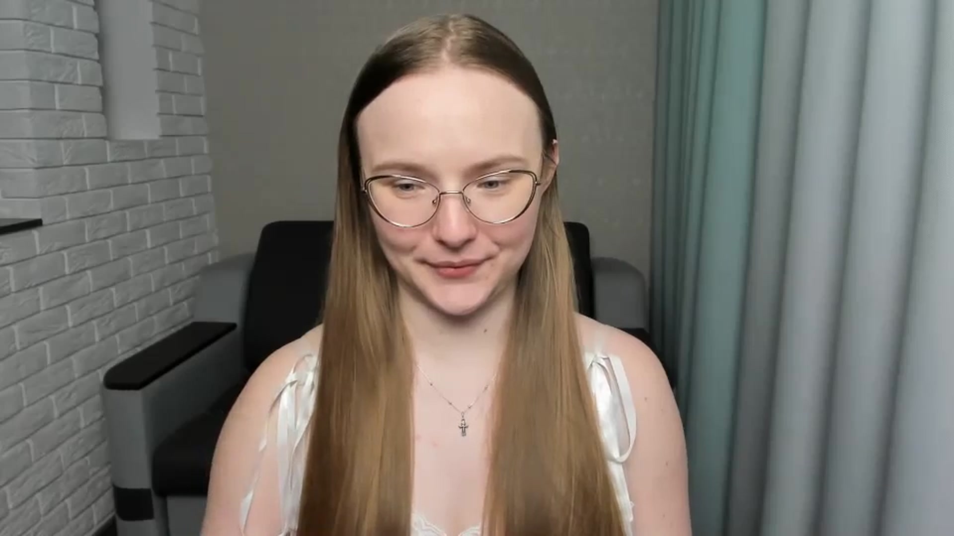 Gallery image thumbnail from Shy_Melany's myfreecams stream on, 01/15/2025, 22:21 image 16 of 20