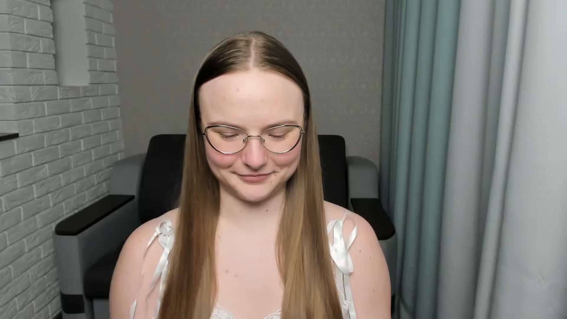 Gallery image thumbnail from Shy_Melany's myfreecams stream on, 01/22/2025, 21:53 image 5 of 20