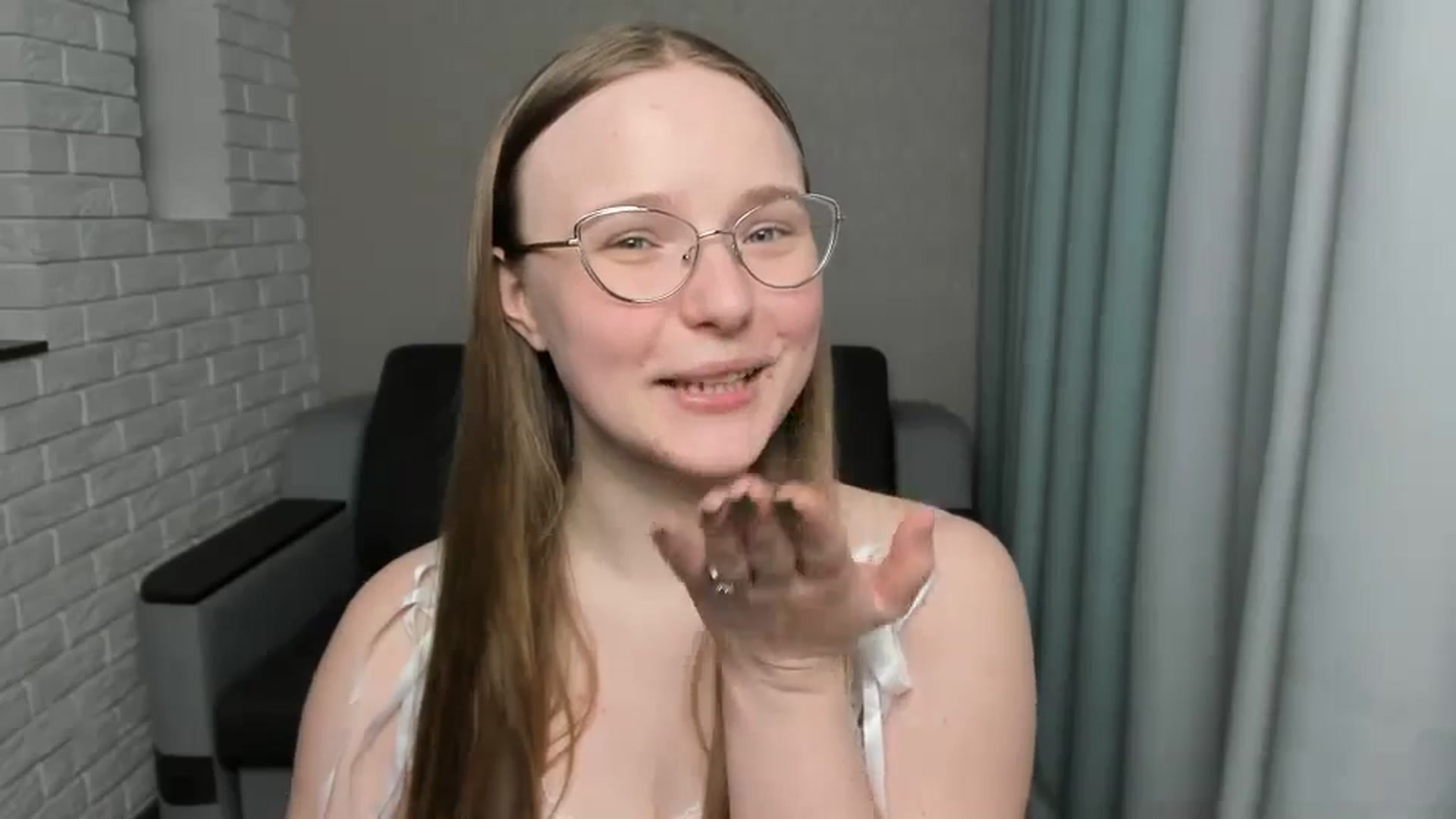Gallery image thumbnail from Shy_Melany's myfreecams stream on, 01/22/2025, 21:53 image 10 of 20