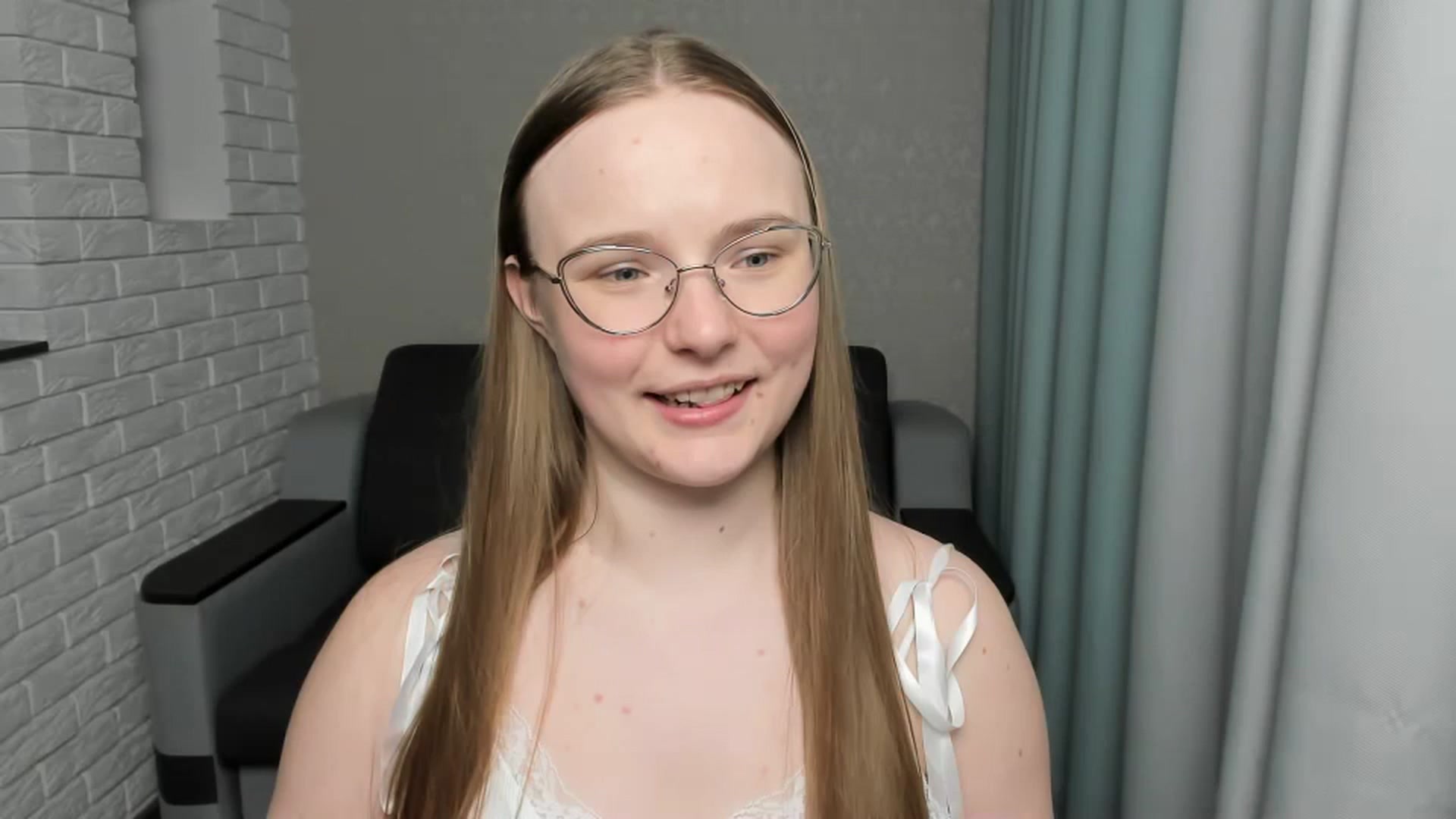 Gallery image thumbnail from Shy_Melany's myfreecams stream on, 01/22/2025, 21:53 image 19 of 20