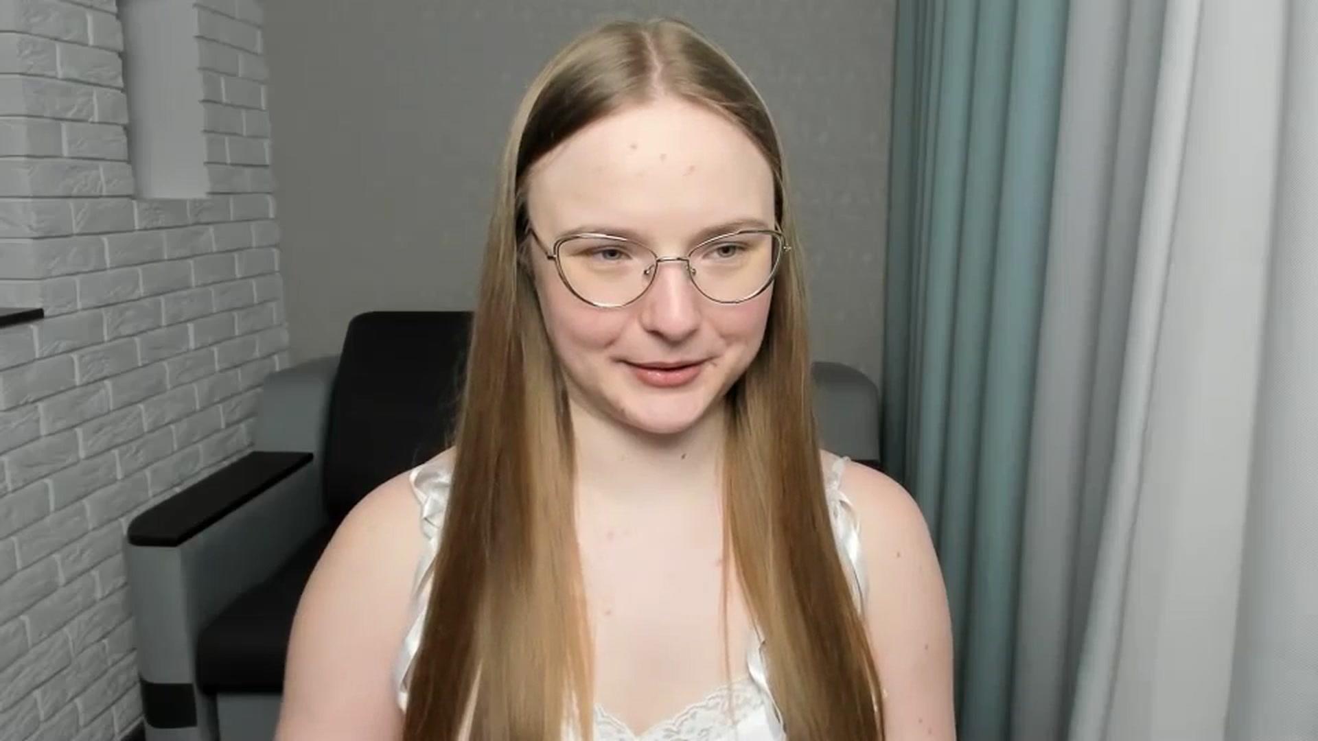 Gallery image thumbnail from Shy_Melany's myfreecams stream on, 01/24/2025, 16:54 image 17 of 20