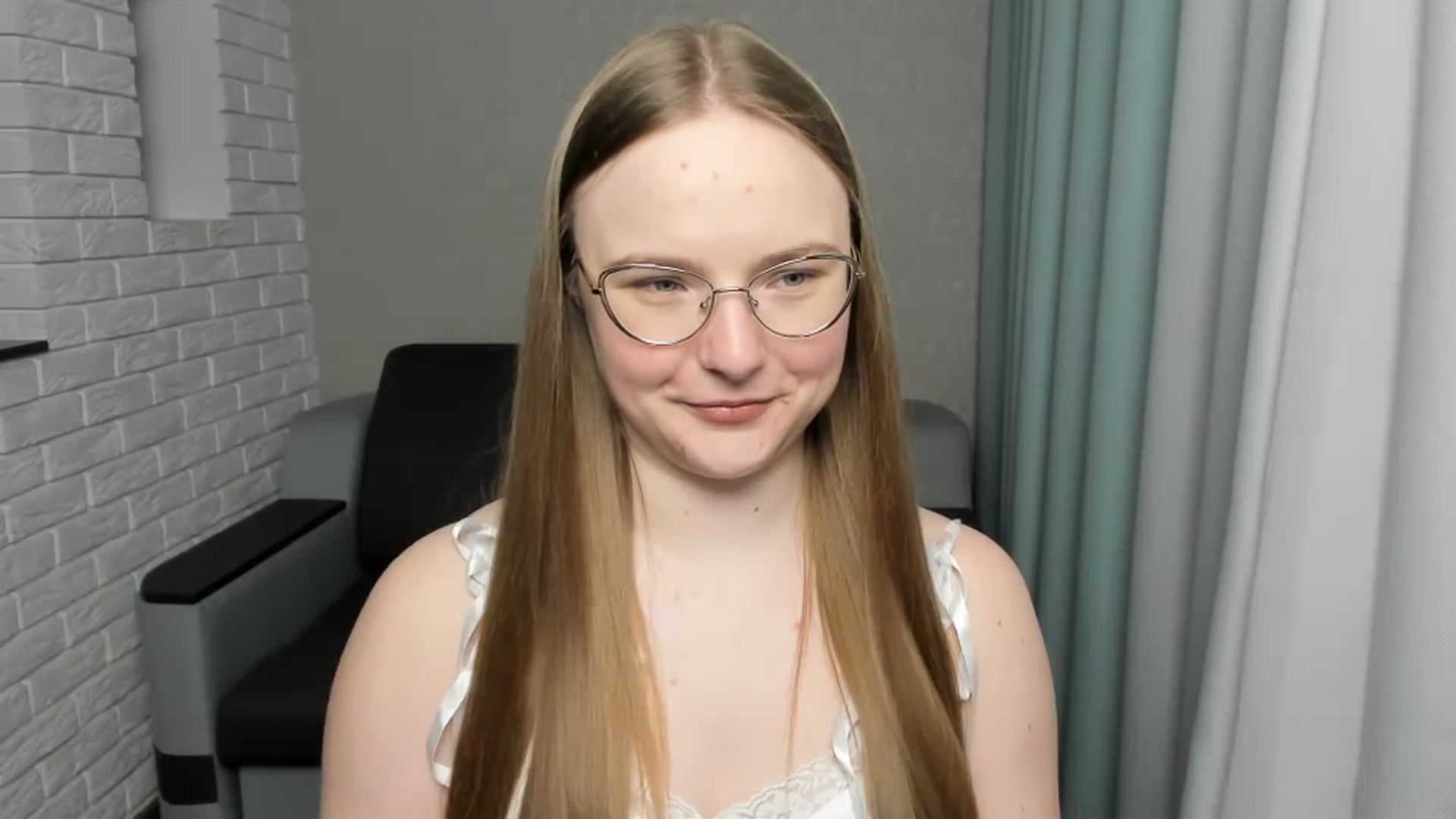 Gallery image thumbnail from Shy_Melany's myfreecams stream on, 01/24/2025, 16:54 image 19 of 20