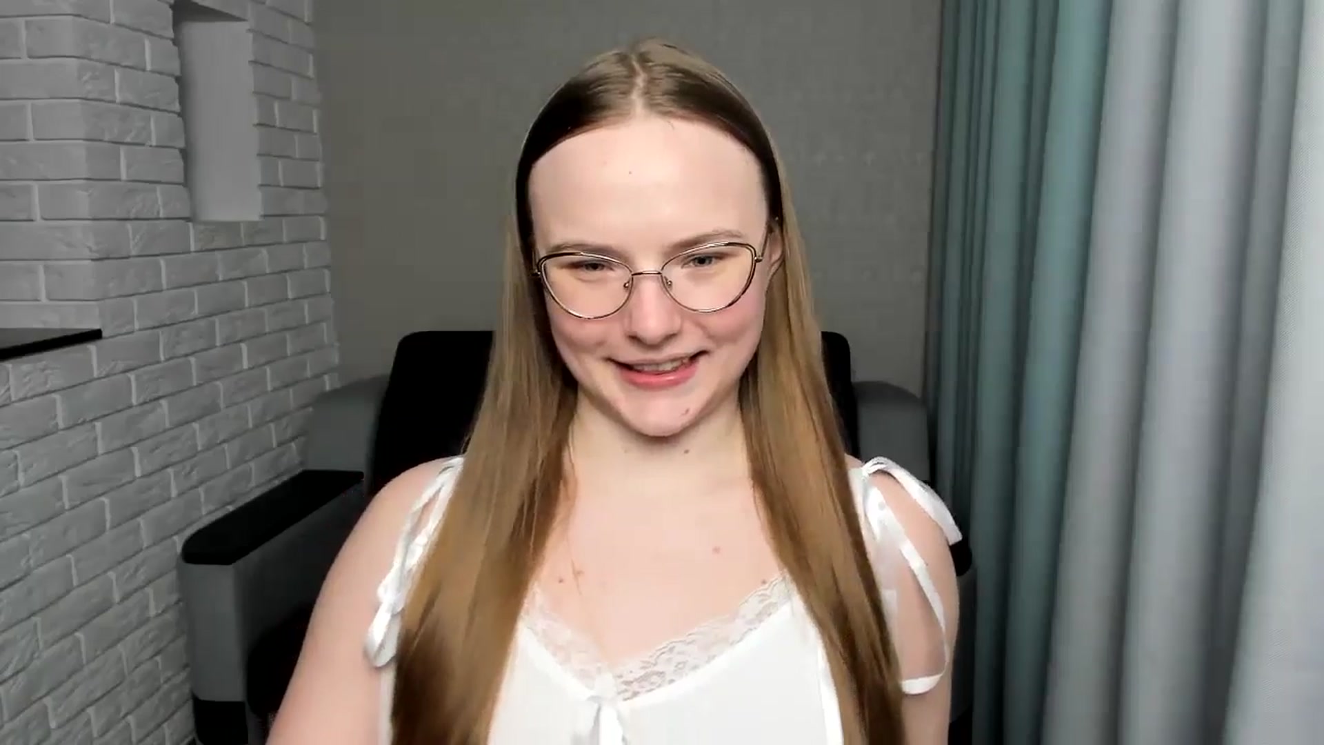 Gallery image thumbnail from Shy_Melany's myfreecams stream on, 01/28/2025, 14:34 image 19 of 20