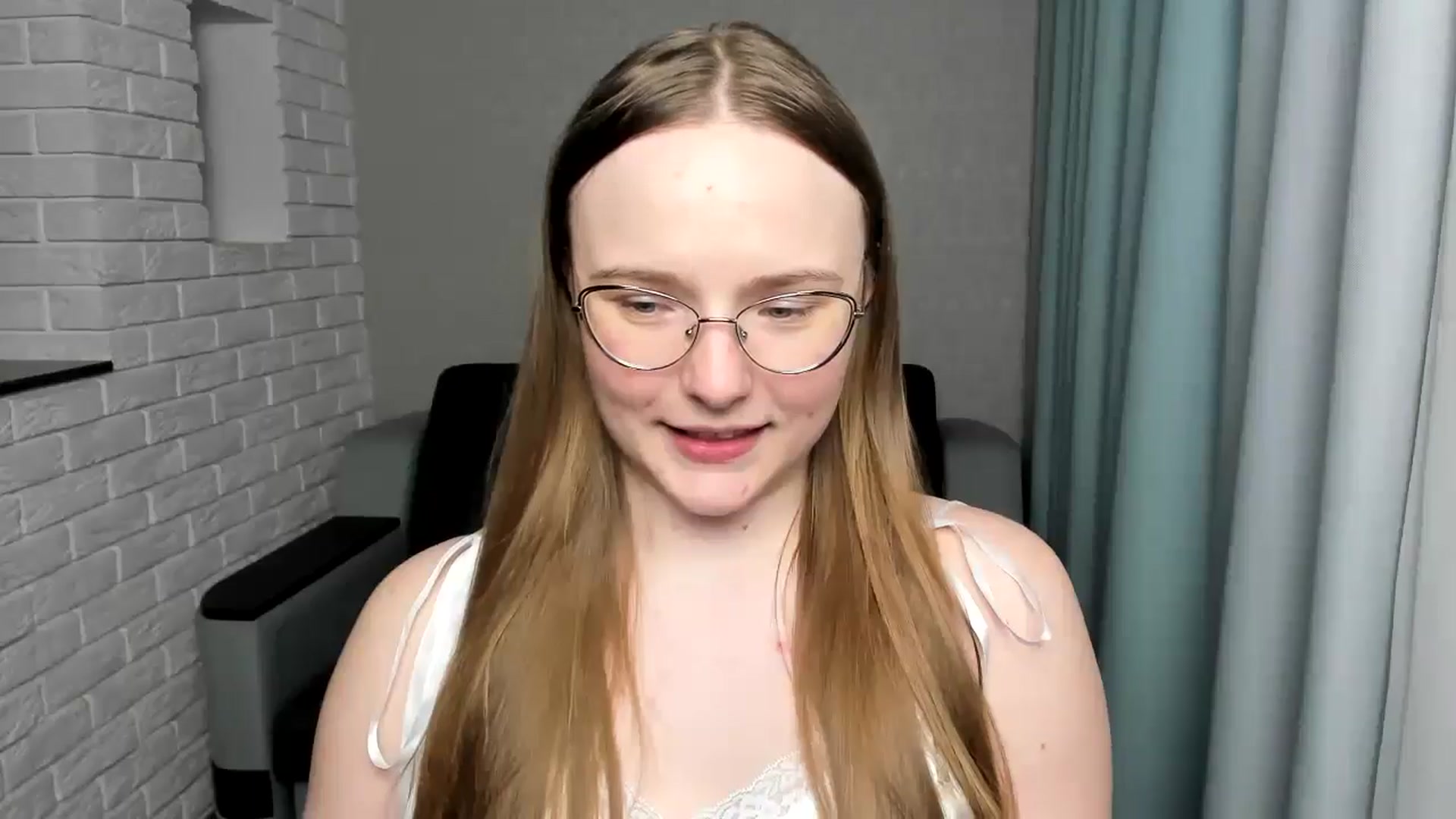 Gallery image thumbnail from Shy_Melany's myfreecams stream on, 01/28/2025, 22:50 image 6 of 20