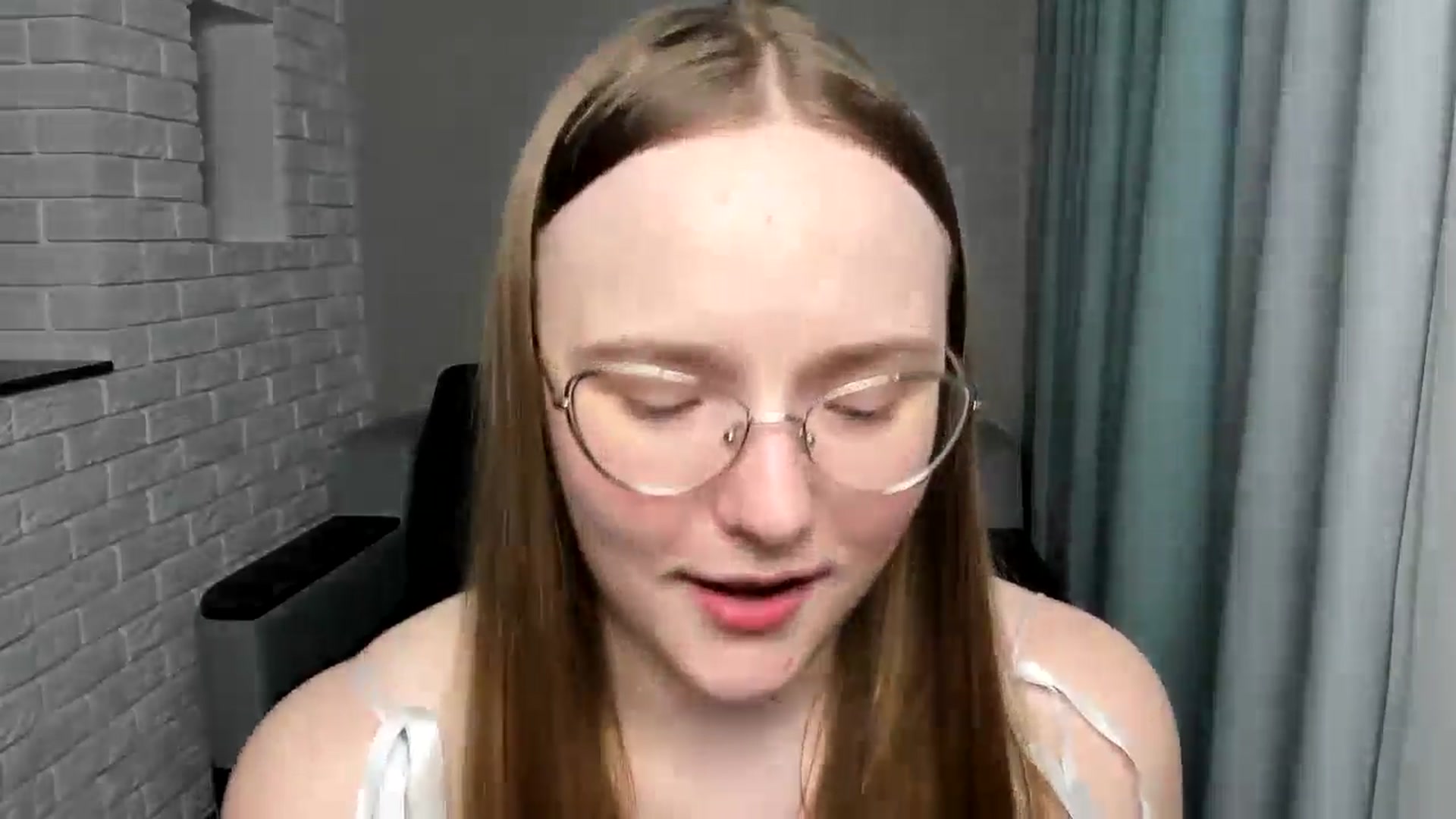 Gallery image thumbnail from Shy_Melany's myfreecams stream on, 01/28/2025, 22:50 image 12 of 20