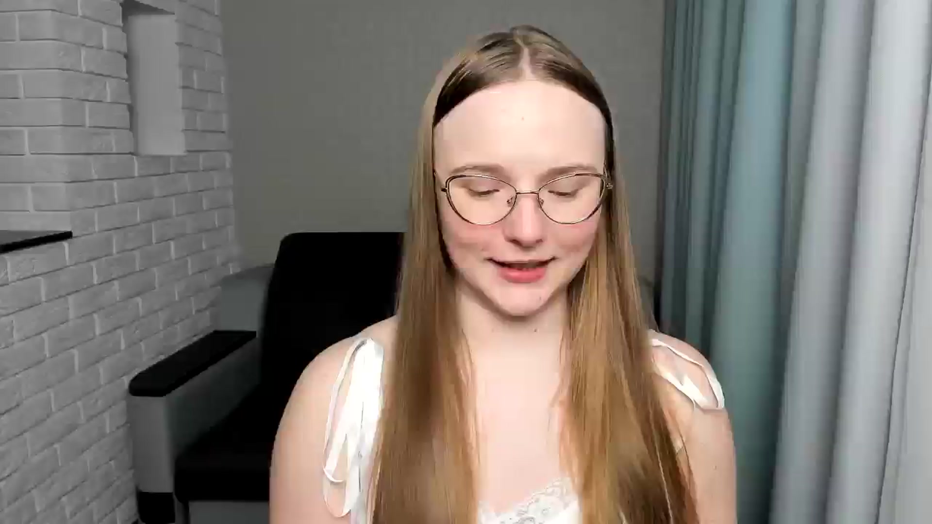 Gallery image thumbnail from Shy_Melany's myfreecams stream on, 01/28/2025, 22:50 image 18 of 20