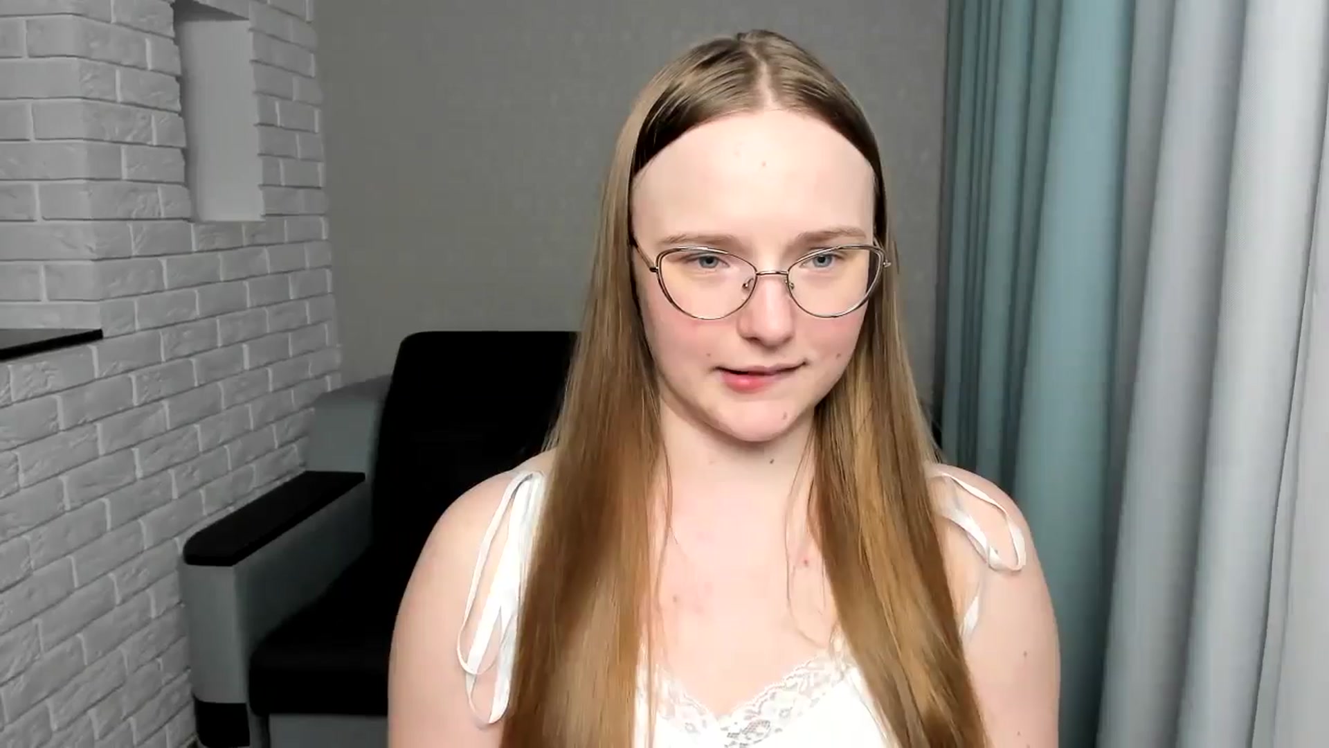 Gallery image thumbnail from Shy_Melany's myfreecams stream on, 01/28/2025, 22:50 image 13 of 20