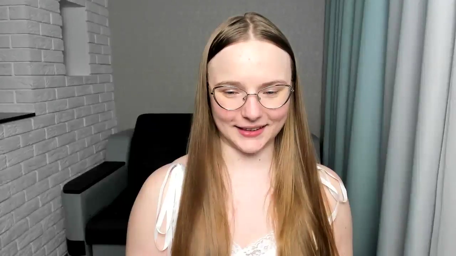 Gallery image thumbnail from Shy_Melany's myfreecams stream on, 01/28/2025, 22:50 image 19 of 20