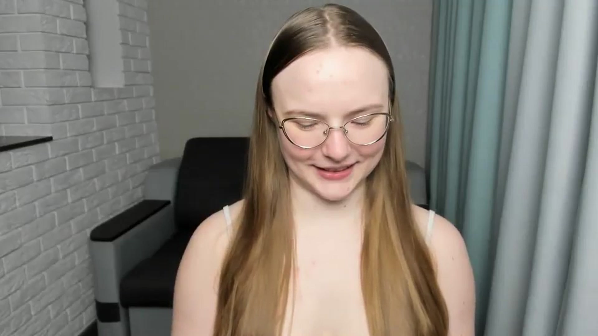 Gallery image thumbnail from Shy_Melany's myfreecams stream on, 01/29/2025, 19:17 image 11 of 20