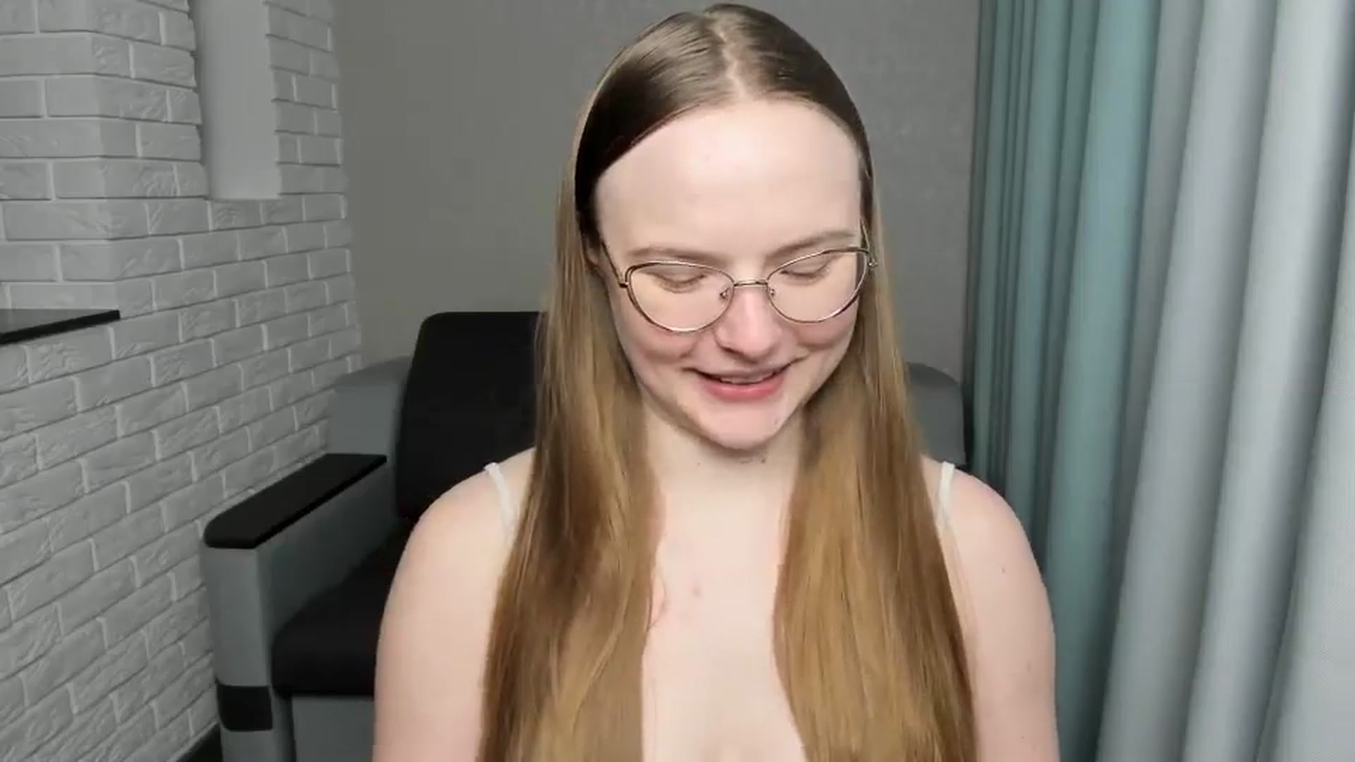 Gallery image thumbnail from Shy_Melany's myfreecams stream on, 01/29/2025, 19:17 image 4 of 20