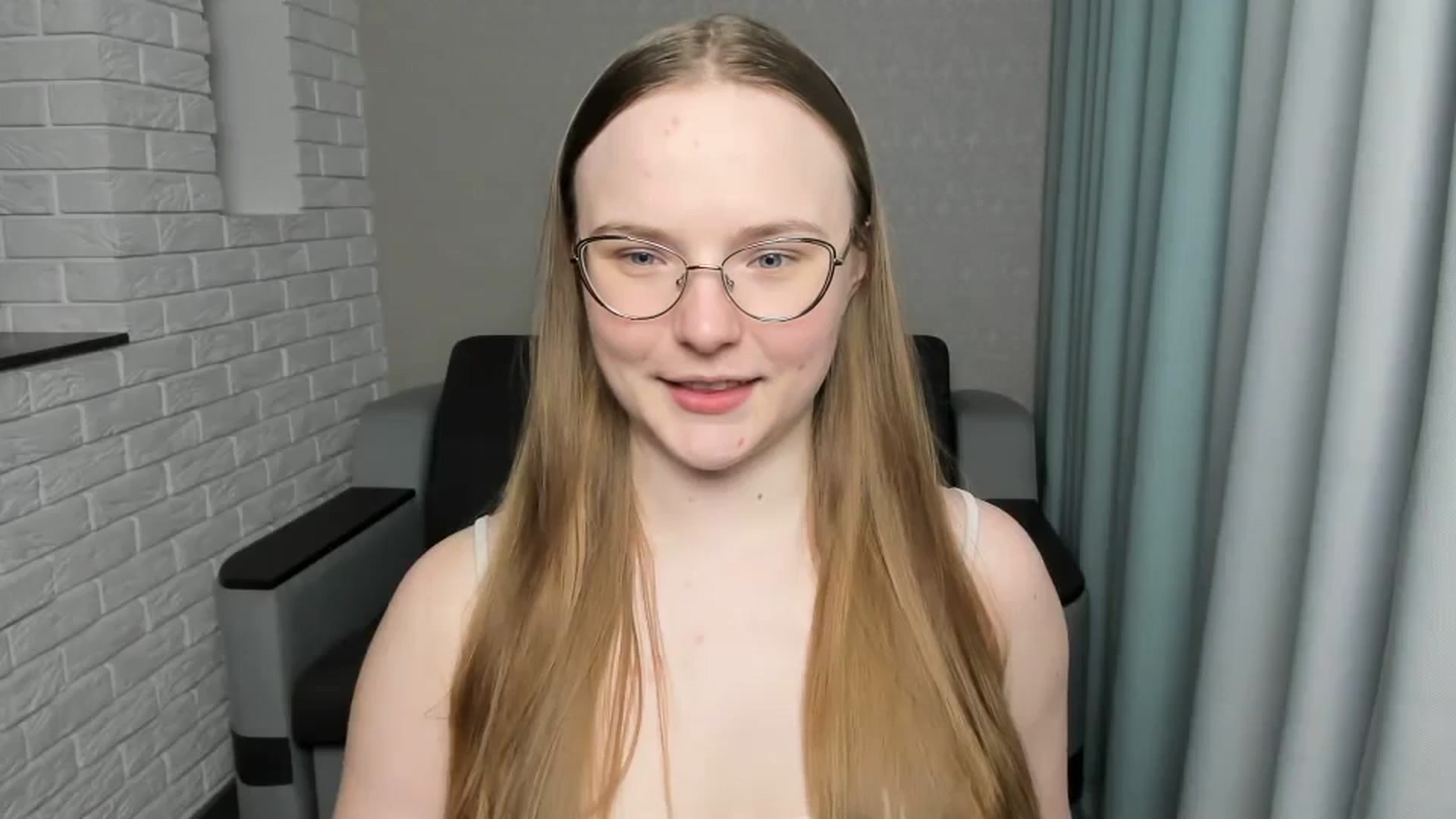 Gallery image thumbnail from Shy_Melany's myfreecams stream on, 01/29/2025, 19:17 image 12 of 20