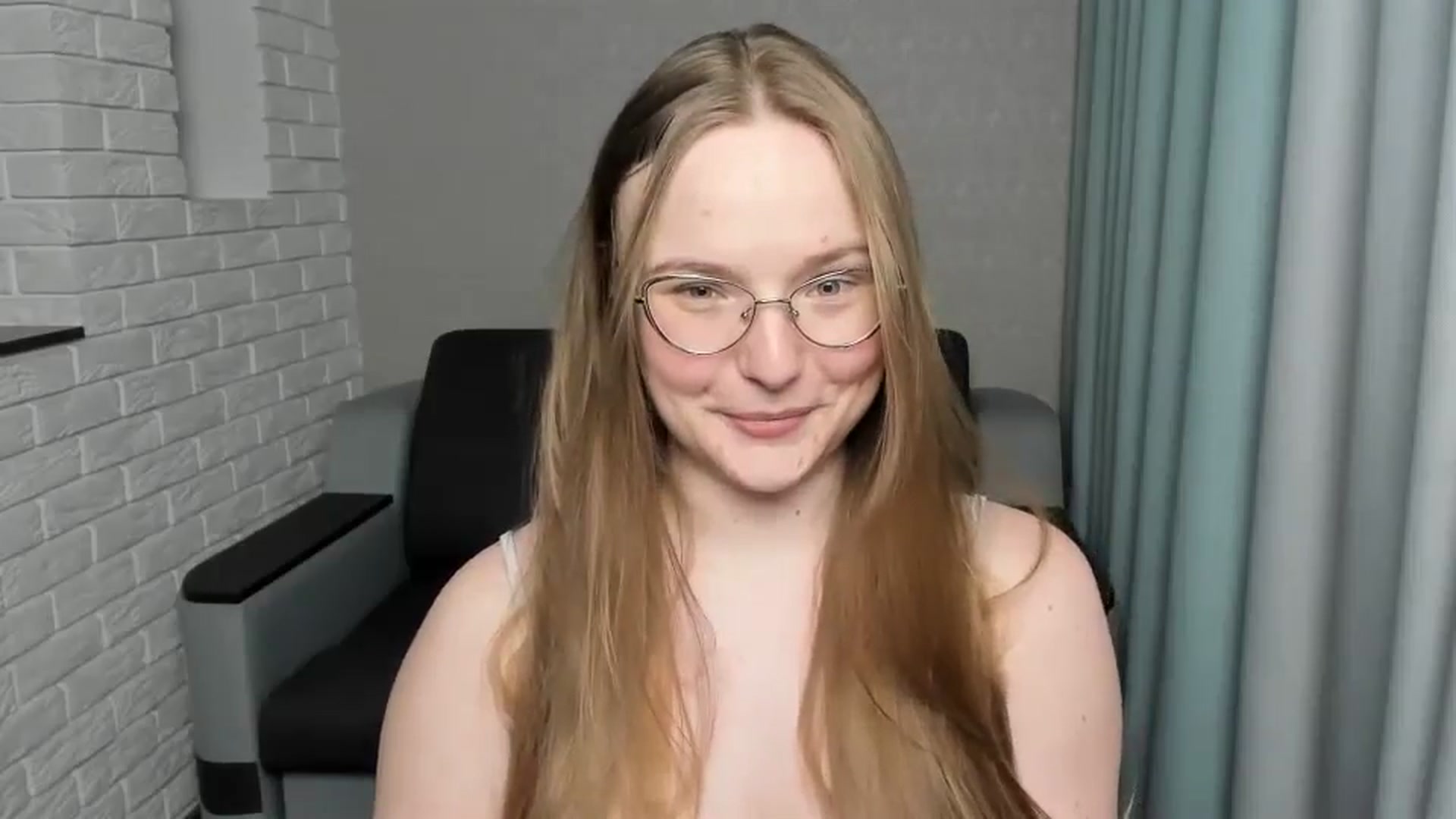 Gallery image thumbnail from Shy_Melany's myfreecams stream on, 01/31/2025, 18:25 image 6 of 20