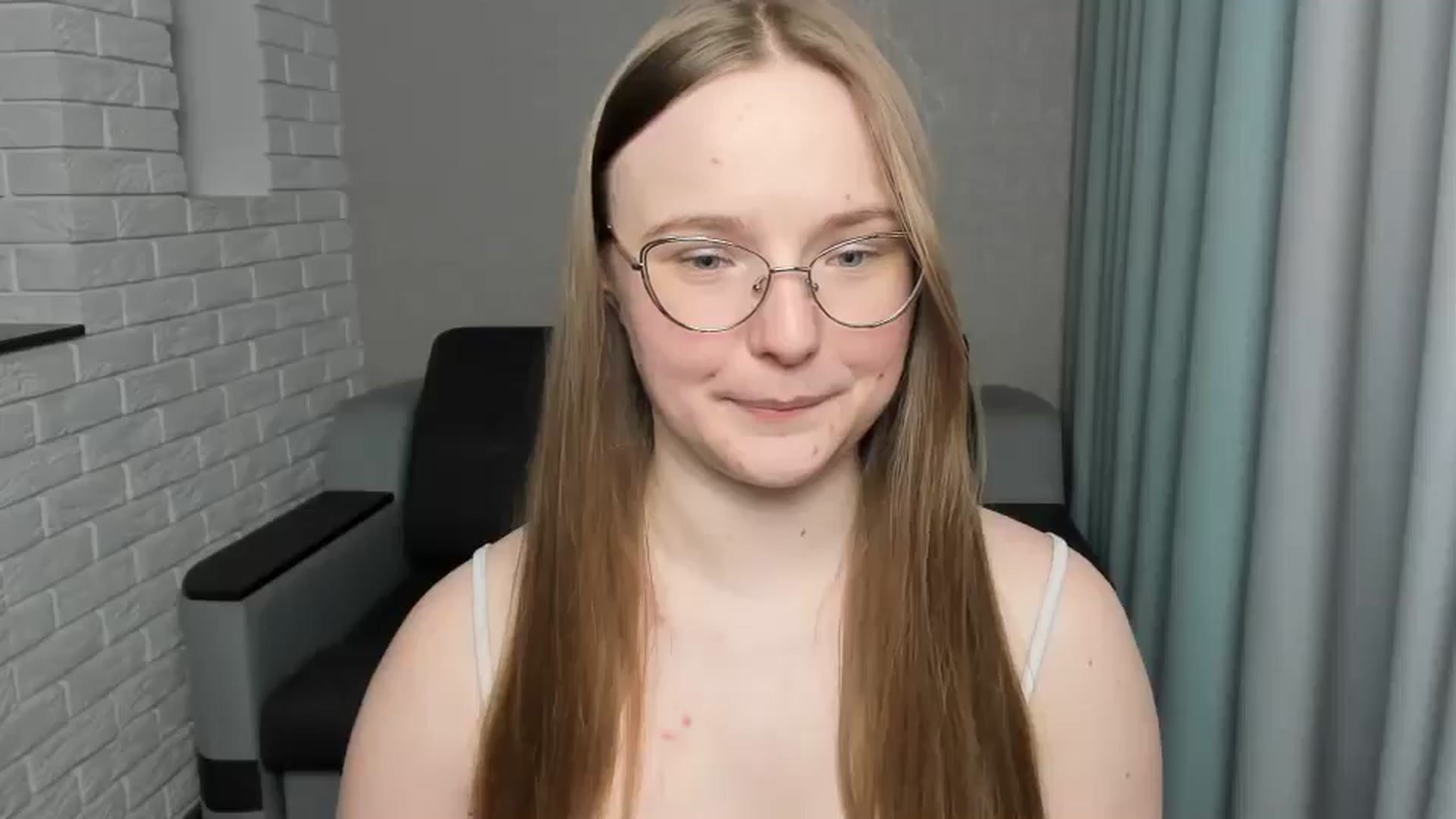 Gallery image thumbnail from Shy_Melany's myfreecams stream on, 01/31/2025, 20:59 image 19 of 20