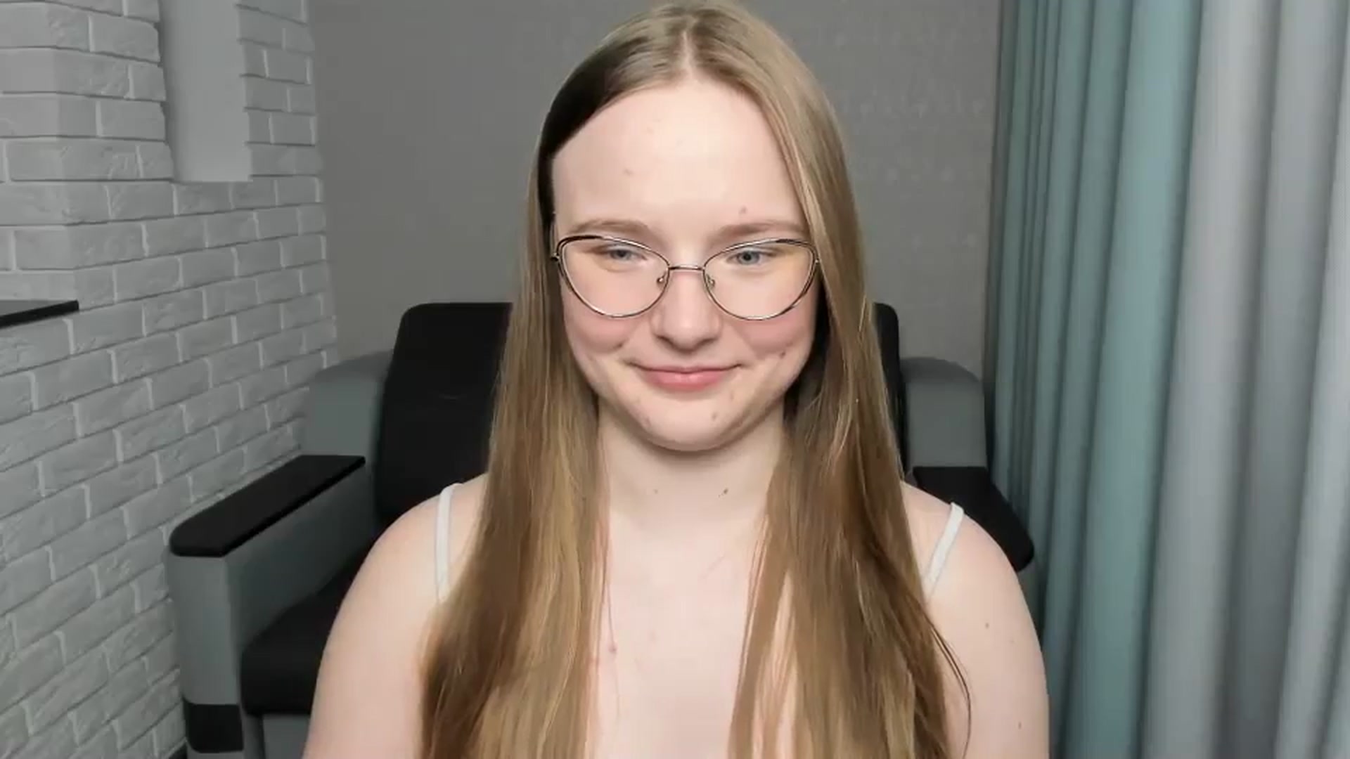 Gallery image thumbnail from Shy_Melany's myfreecams stream on, 01/31/2025, 20:59 image 12 of 20