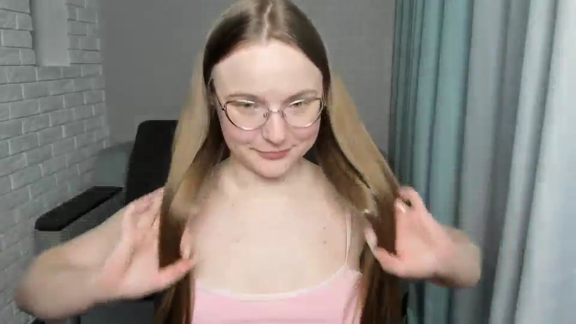 Gallery image thumbnail from Shy_Melany's myfreecams stream on, 02/14/2025, 22:25 image 13 of 20
