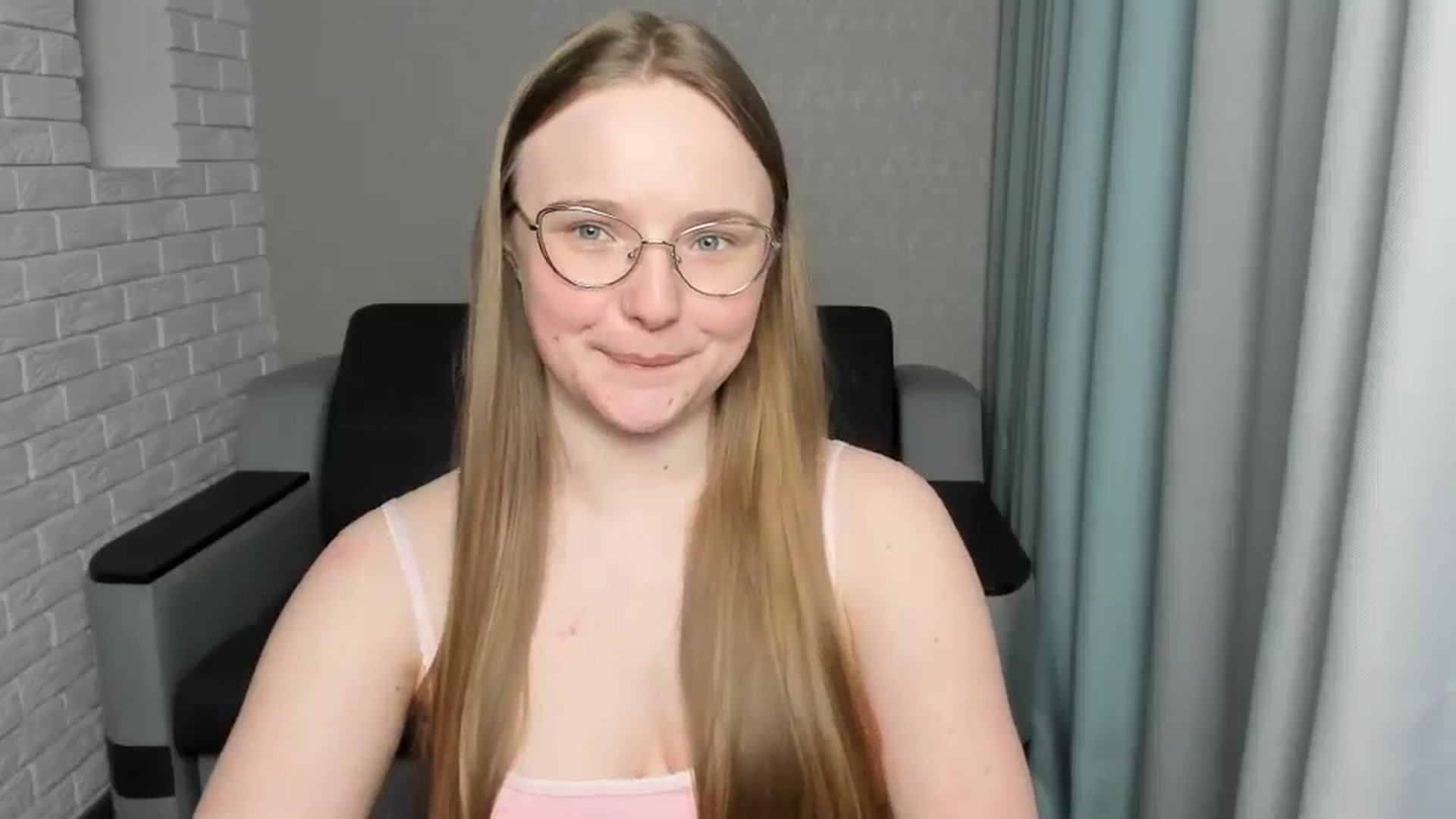 Gallery image thumbnail from Shy_Melany's myfreecams stream on, 02/14/2025, 22:25 image 19 of 20