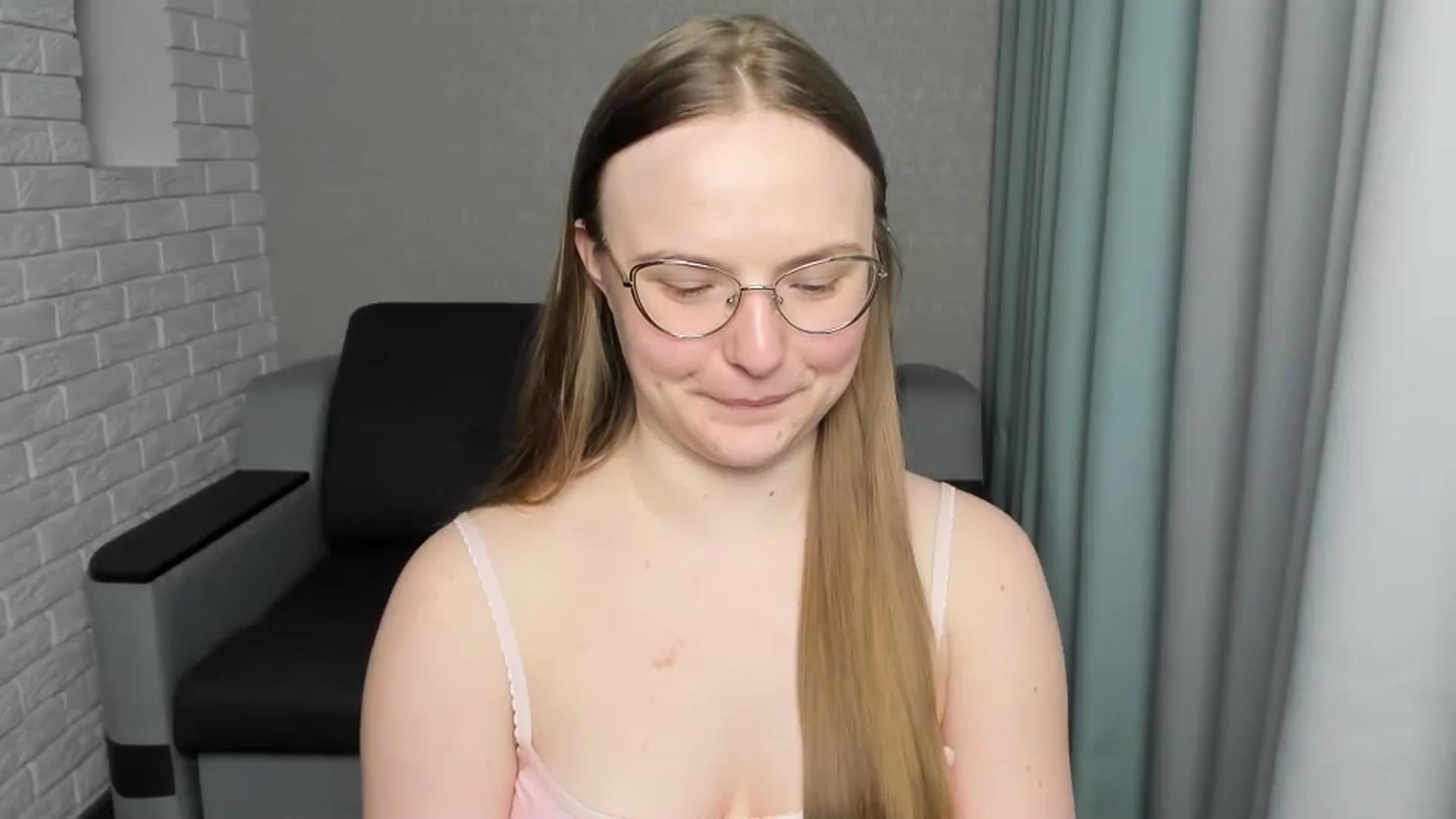 Gallery image thumbnail from Shy_Melany's myfreecams stream on, 02/15/2025, 19:57 image 8 of 20
