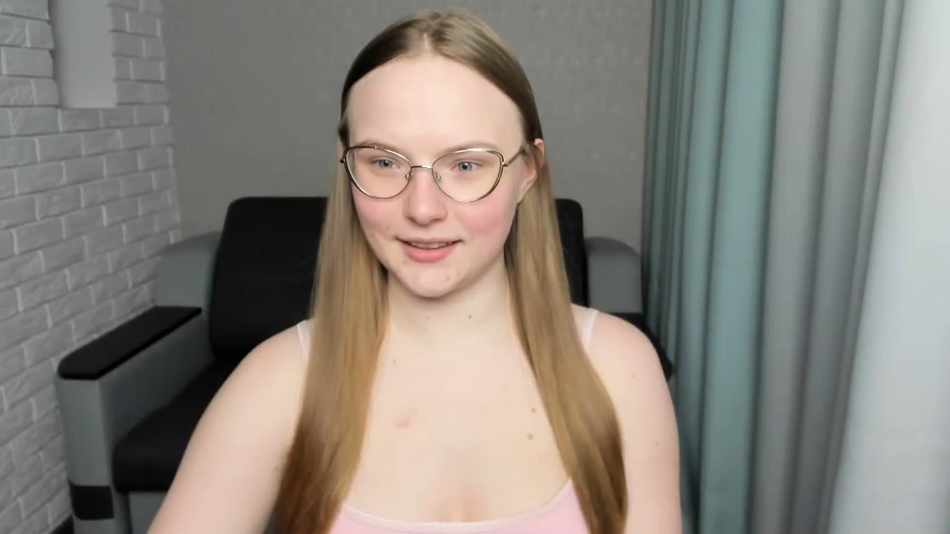 Gallery image thumbnail from Shy_Melany's myfreecams stream on, 02/15/2025, 19:57 image 5 of 20