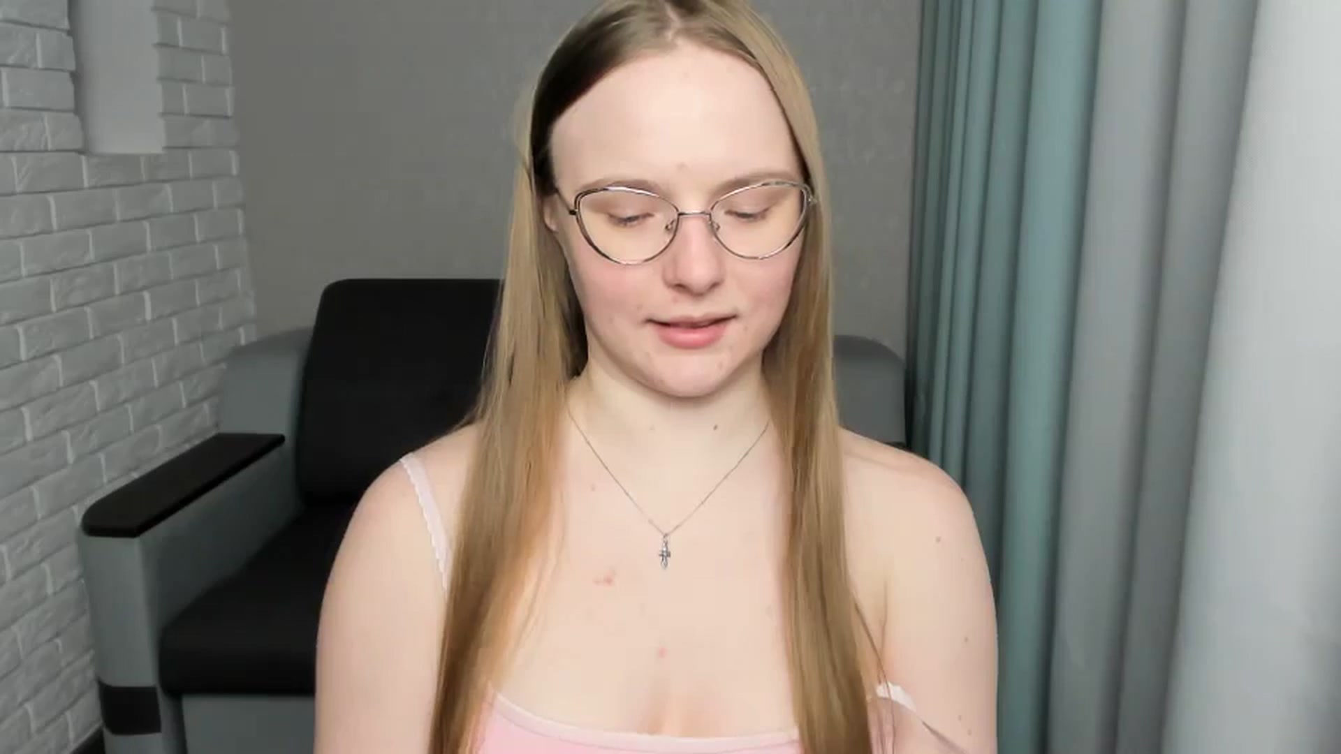 Gallery image thumbnail from Shy_Melany's myfreecams stream on, 02/19/2025, 23:34 image 20 of 20