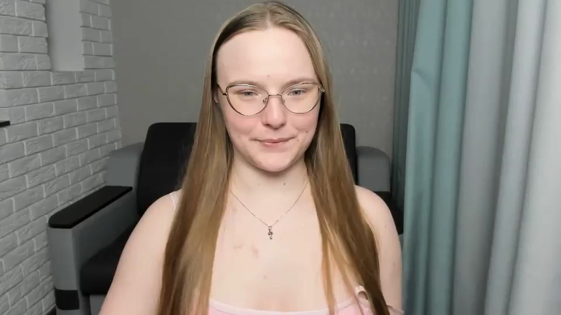 Gallery image thumbnail from Shy_Melany's myfreecams stream on, 02/24/2025, 21:51 image 11 of 20