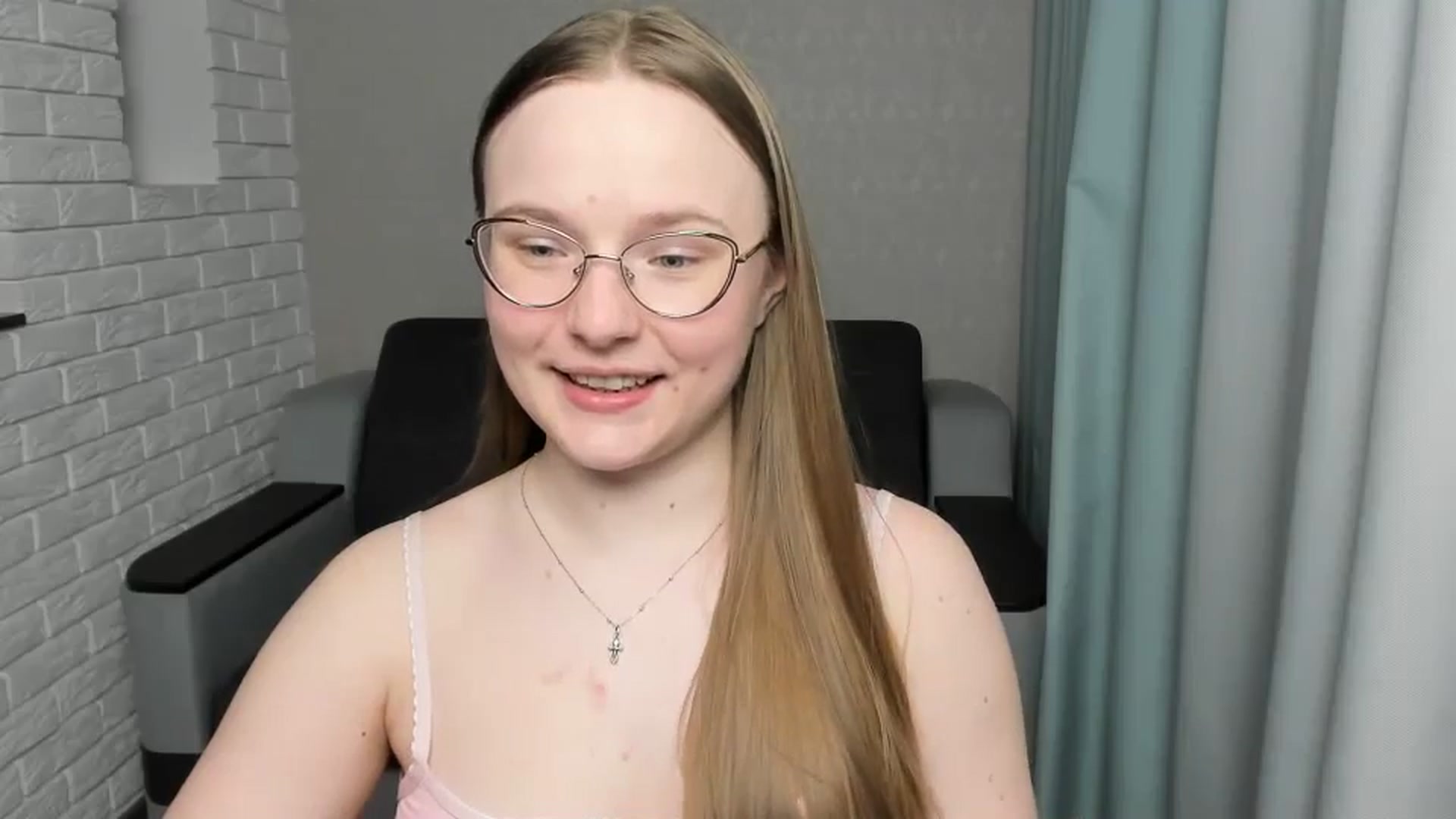 Gallery image thumbnail from Shy_Melany's myfreecams stream on, 02/24/2025, 22:35 image 2 of 20