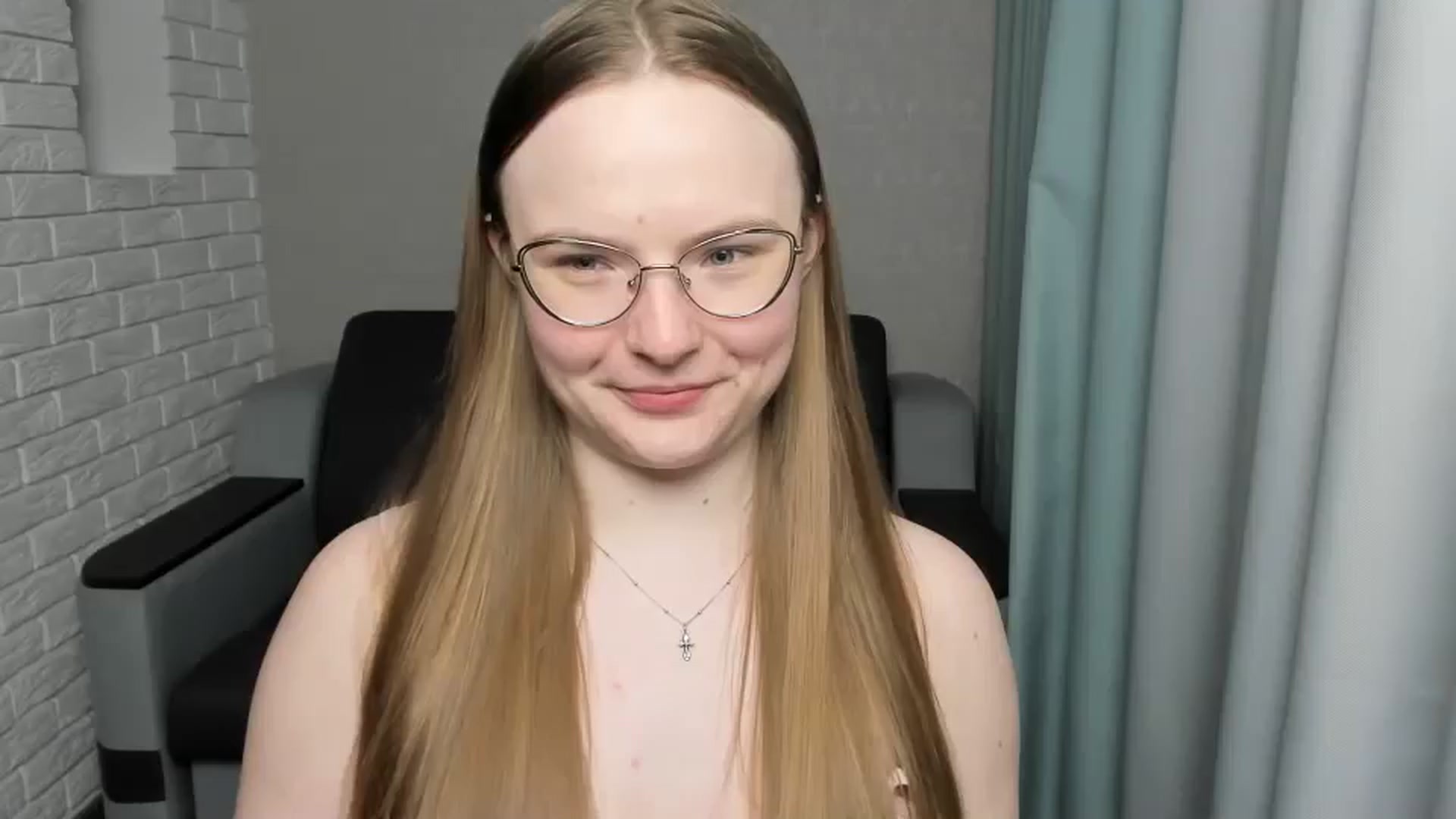 Gallery image thumbnail from Shy_Melany's myfreecams stream on, 02/25/2025, 02:23 image 3 of 20