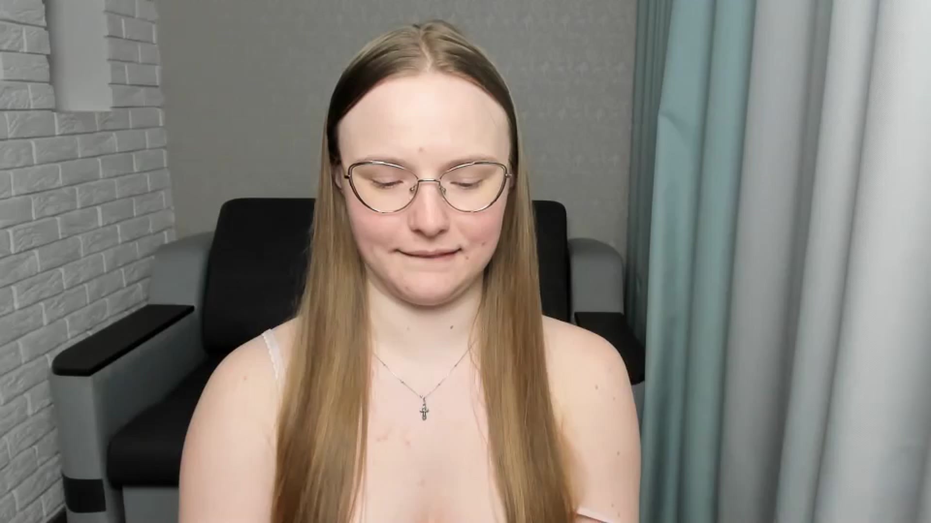 Gallery image thumbnail from Shy_Melany's myfreecams stream on, 02/25/2025, 02:23 image 17 of 20