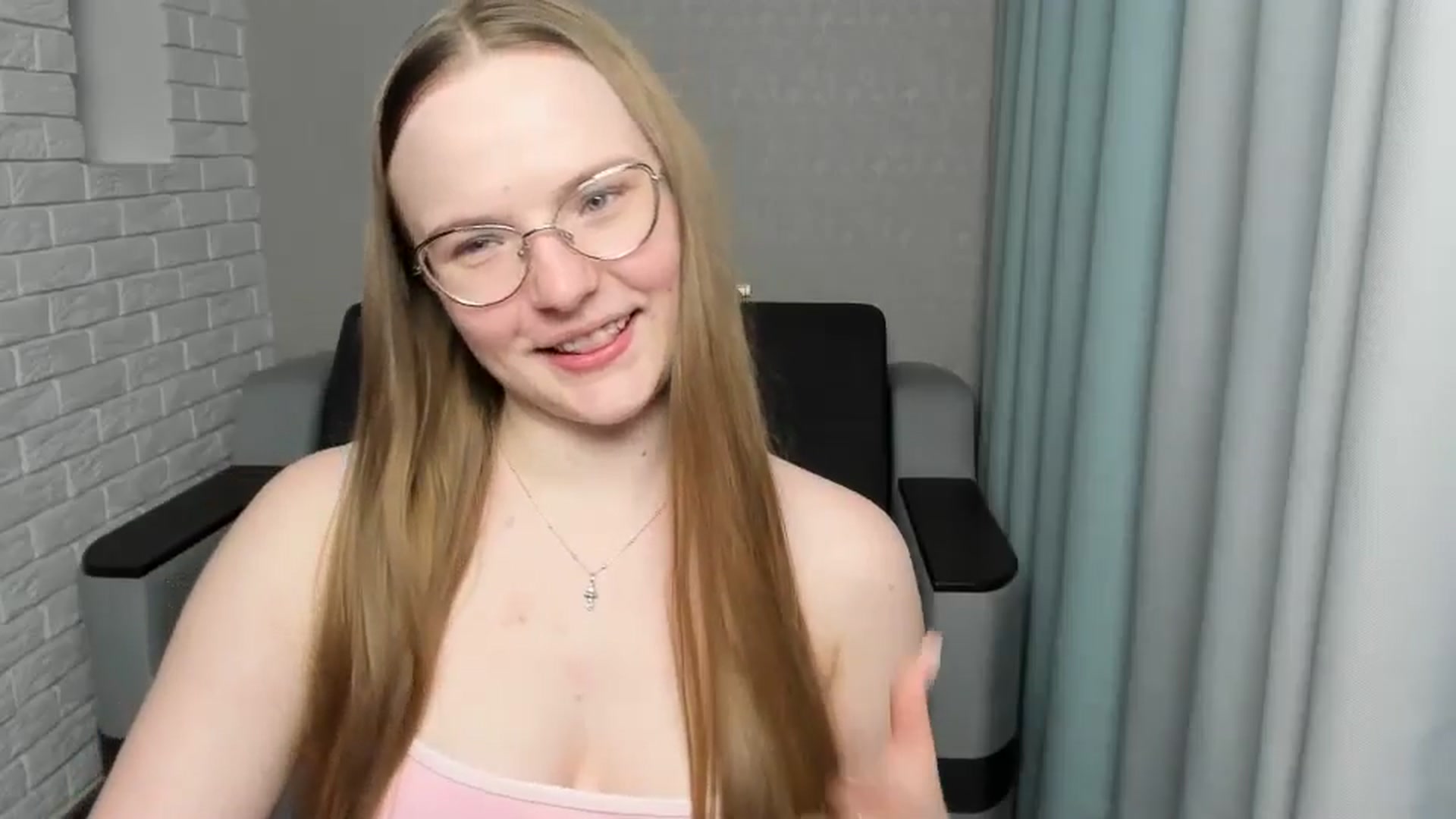 Gallery image thumbnail from Shy_Melany's myfreecams stream on, 02/25/2025, 22:48 image 14 of 20