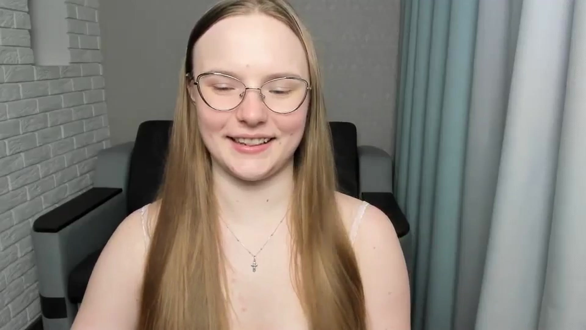 Gallery image thumbnail from Shy_Melany's myfreecams stream on, 02/26/2025, 24:56 image 19 of 20