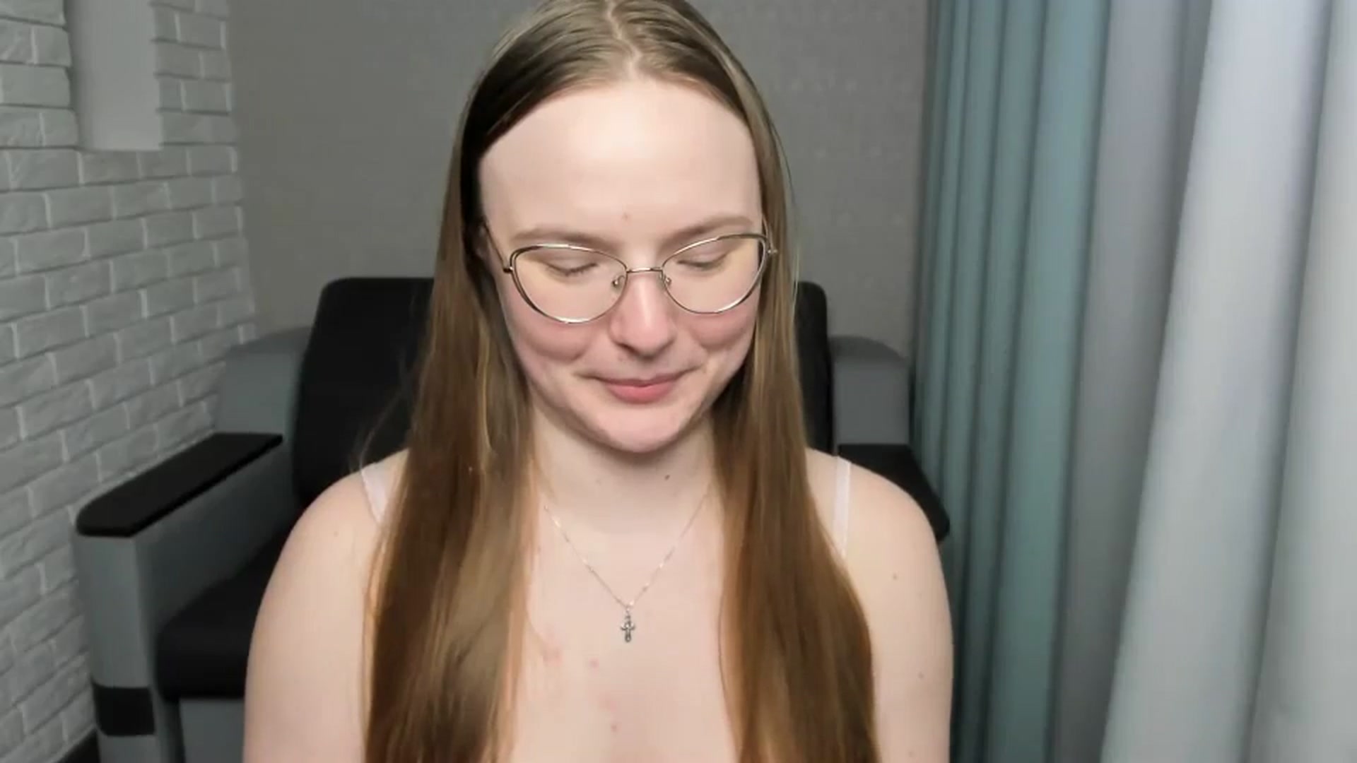 Gallery image thumbnail from Shy_Melany's myfreecams stream on, 02/26/2025, 24:56 image 8 of 20