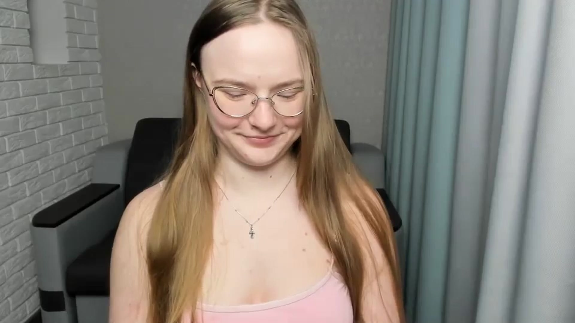 Gallery image thumbnail from Shy_Melany's myfreecams stream on, 02/28/2025, 17:50 image 17 of 20
