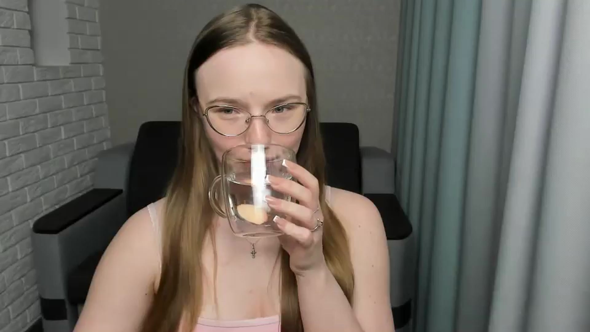 Gallery image thumbnail from Shy_Melany's myfreecams stream on, 02/28/2025, 17:50 image 14 of 20
