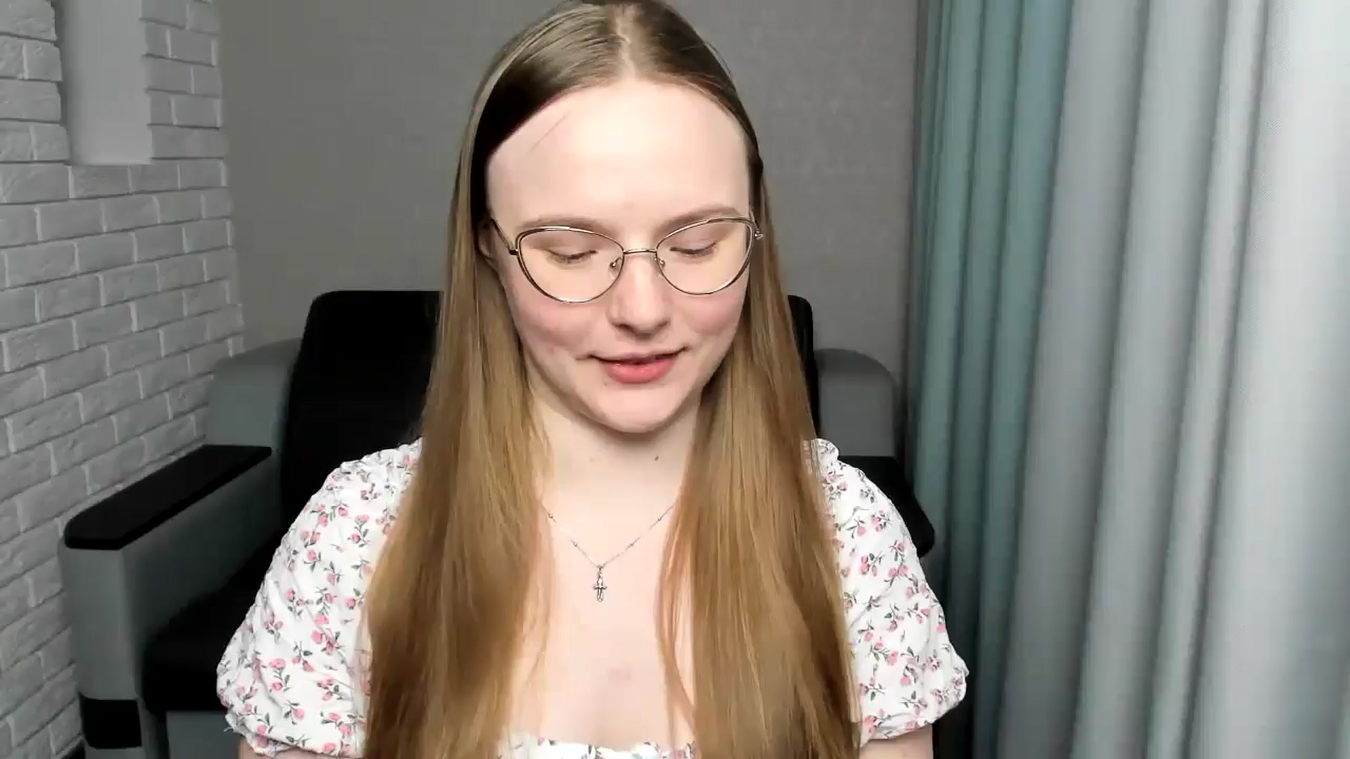Gallery image thumbnail from Shy_Melany's myfreecams stream on, 03/05/2025, 23:49 image 2 of 20