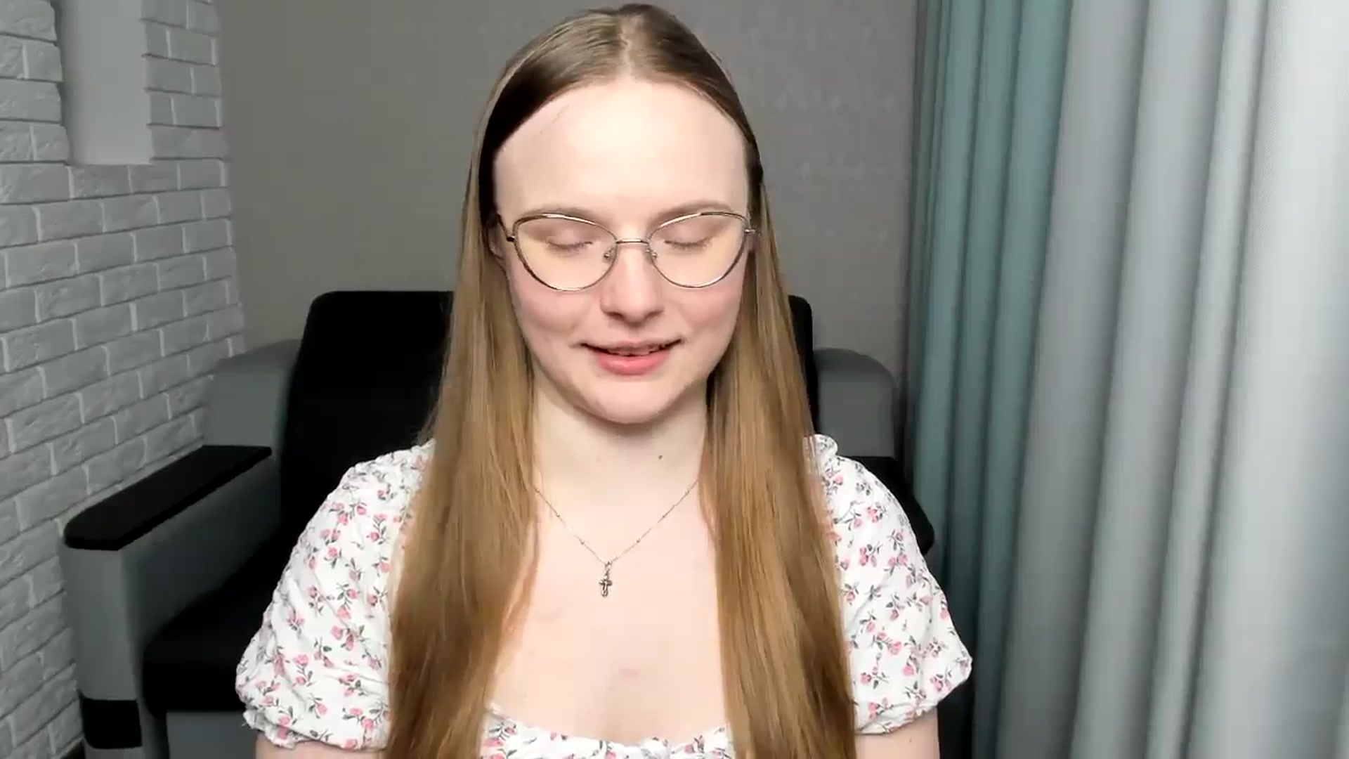 Gallery image thumbnail from Shy_Melany's myfreecams stream on, 03/05/2025, 23:49 image 4 of 20
