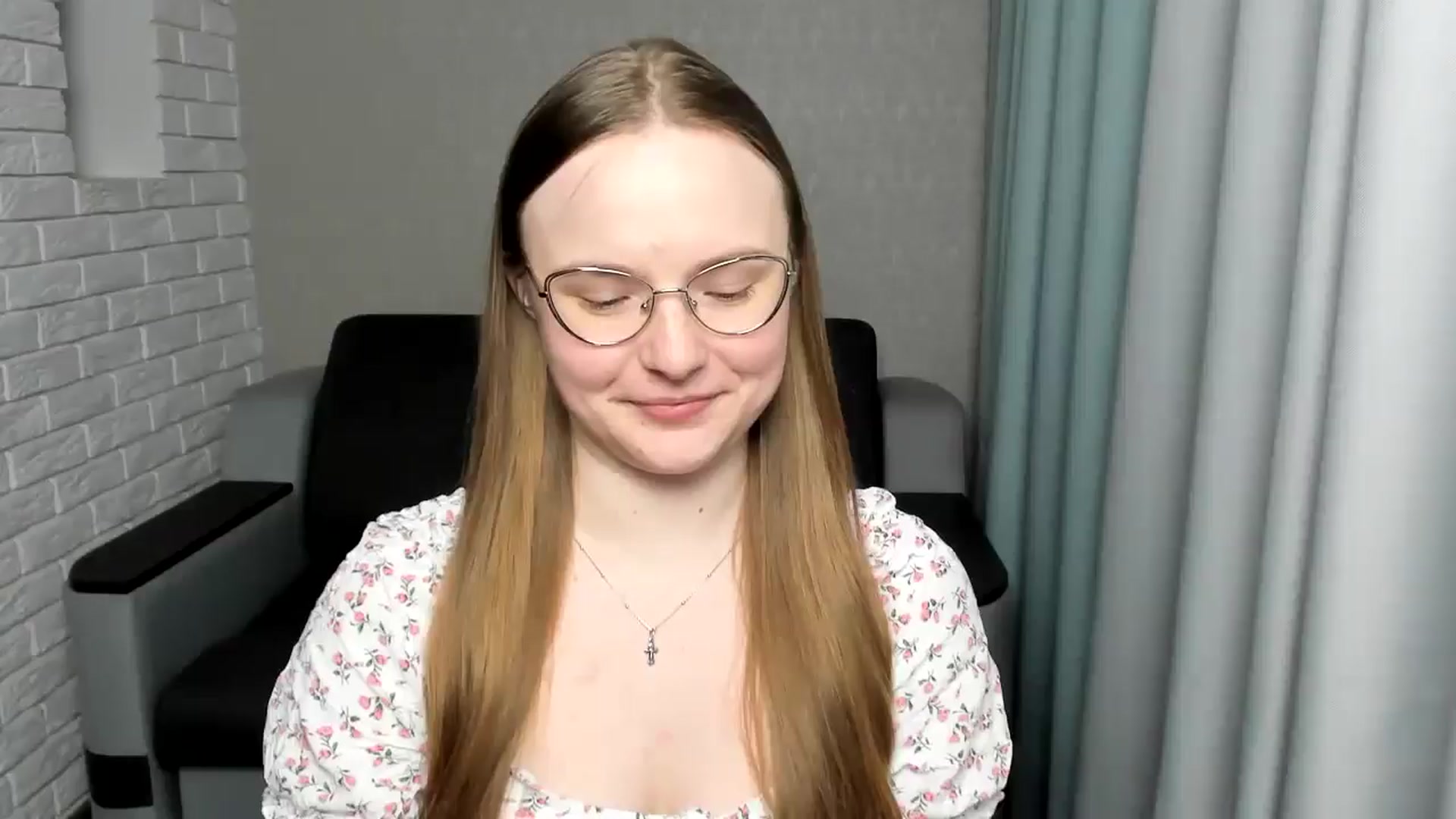 Gallery image thumbnail from Shy_Melany's myfreecams stream on, 03/06/2025, 24:21 image 19 of 20