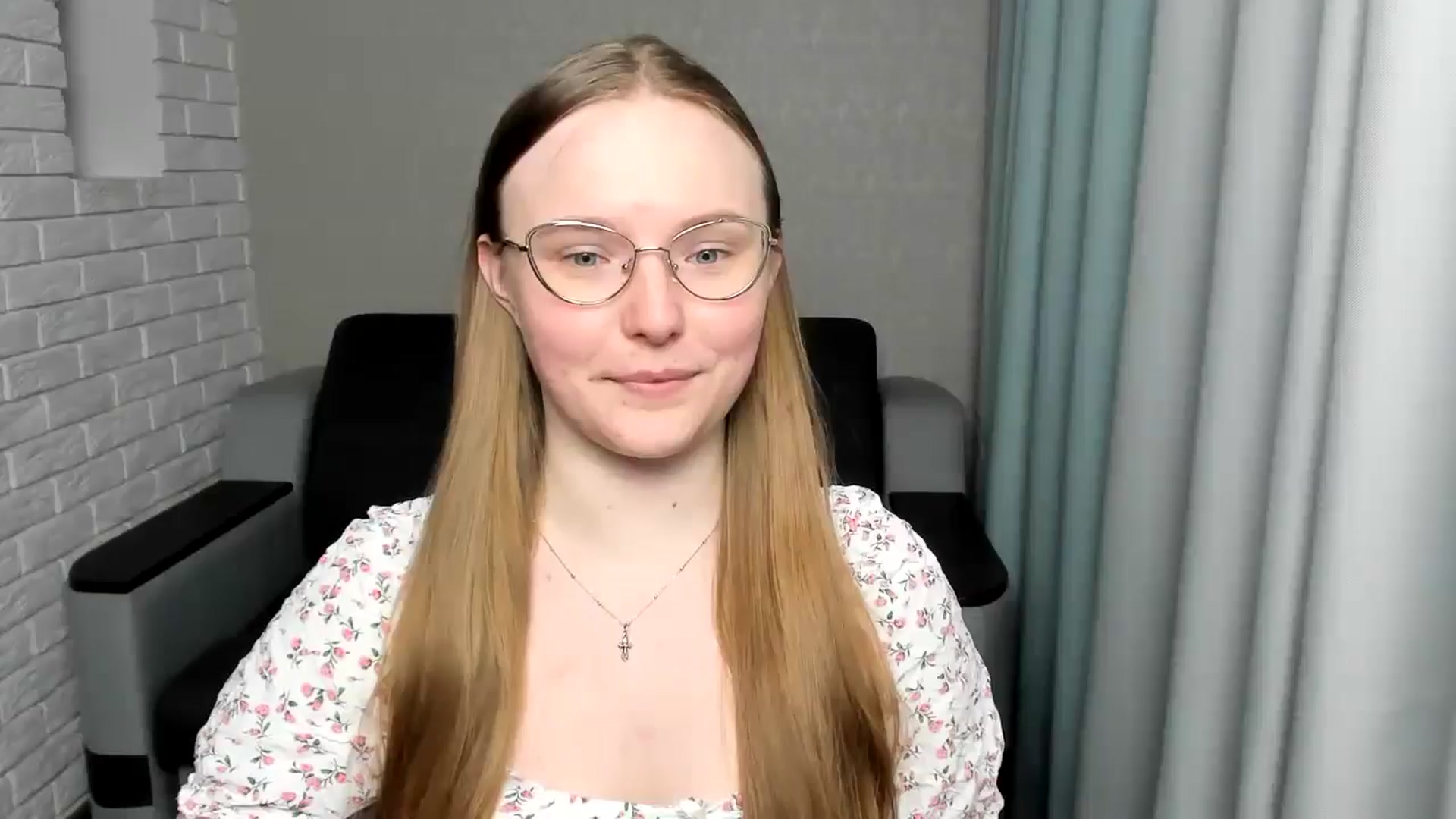 Gallery image thumbnail from Shy_Melany's myfreecams stream on, 03/06/2025, 24:21 image 4 of 20